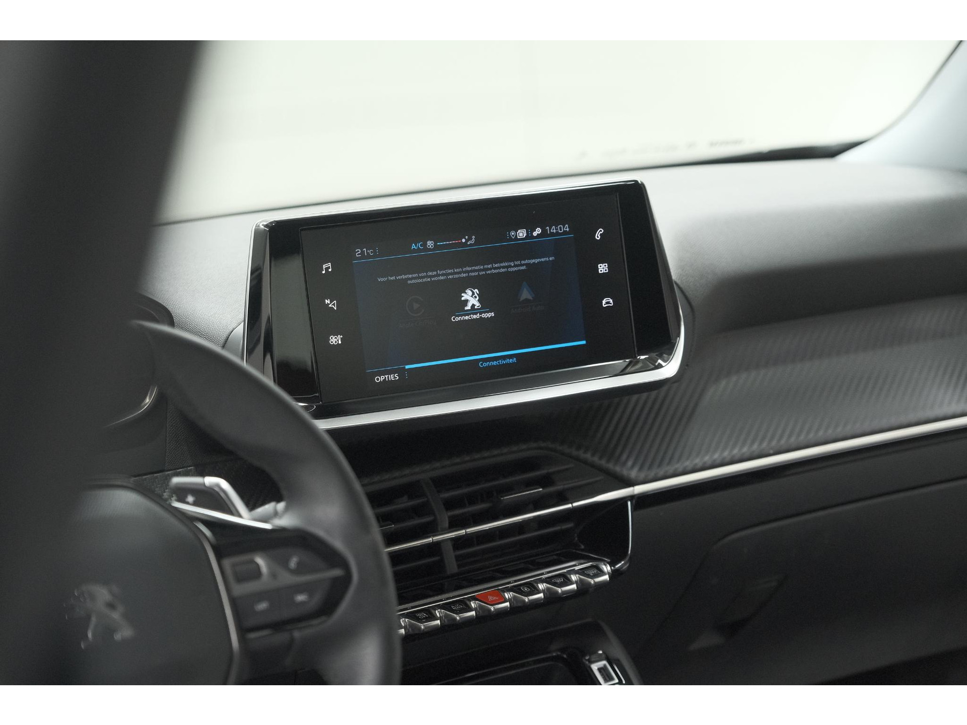 Peugeot 2008 PureTech 130 EAT8 Active | Parkeersensoren | Navigatie | Apple Carplay