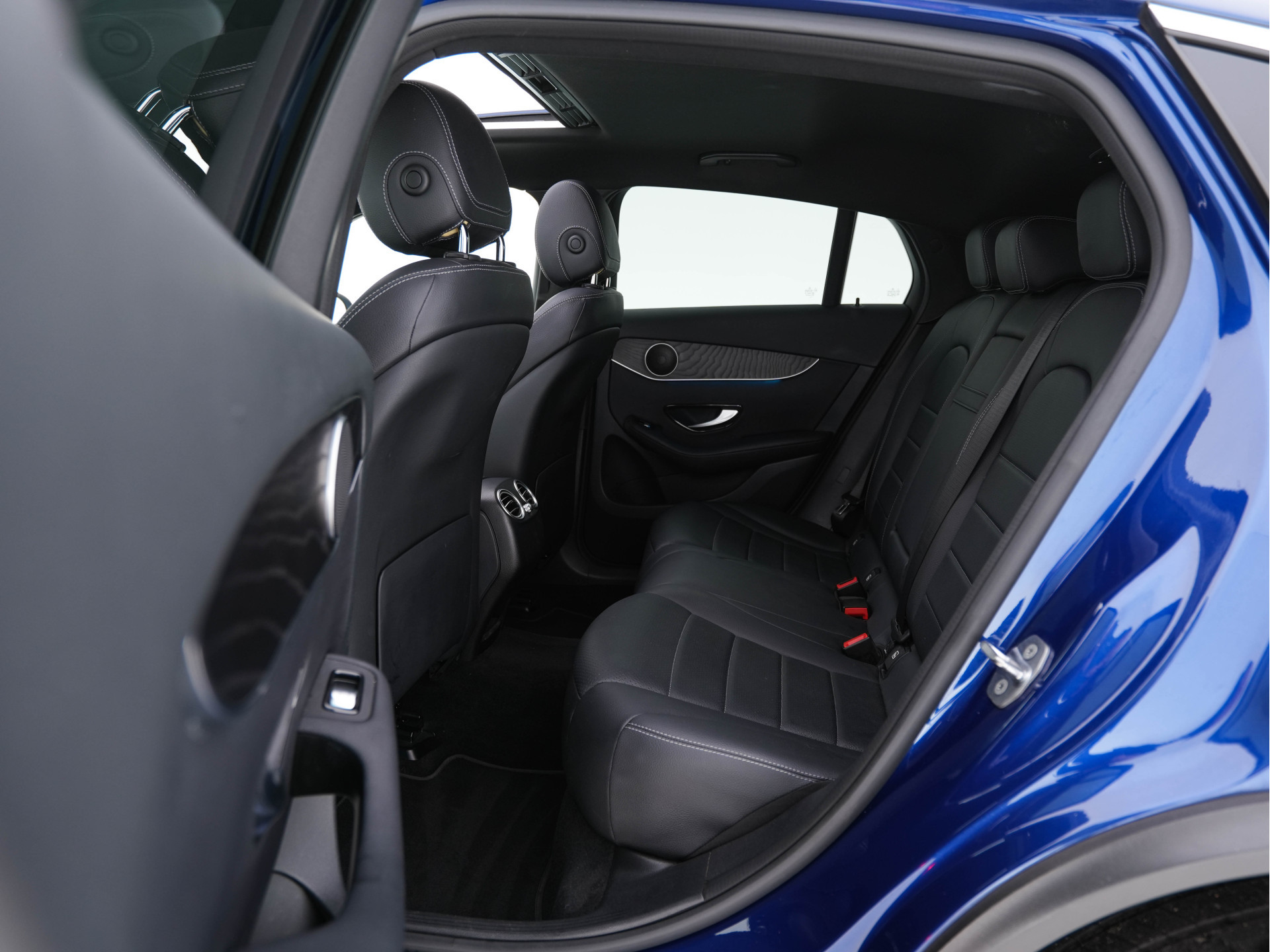 Mercedes-Benz GLC-klasse Coupé 350 d 4Matic AMG-Sportpack Premium Plus Aut. *PANO | LEATHER | FULL-LED |  NAVI-FULLMAP | ECC | CAMERA | PDC | SHIFT-PADDLES | CRUISE | AMBIENT-LIGHT | TOWBAR | HEATED-SPORTSEATS | PRIVACY-GLASS | 20"ALU*