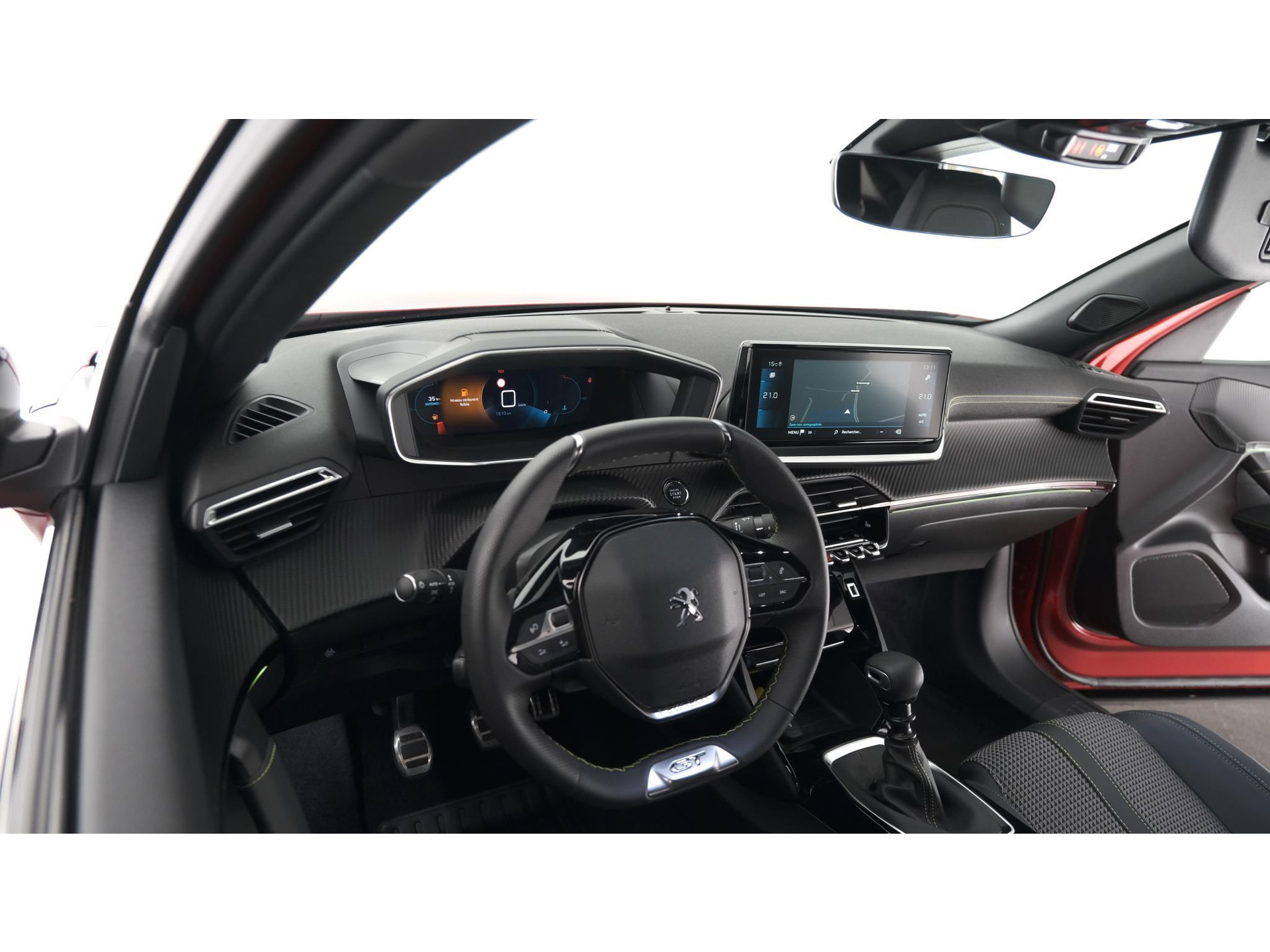 Peugeot 2008 PureTech 130 GT | Camera | Dodehoekdetectie | Navigatie | Parkeersensoren | Stoelverwarming