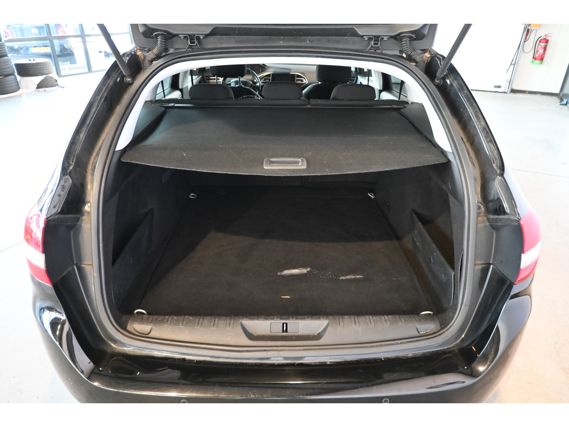 Peugeot 308 SW 1.6 BlueHDI Blue Lease Pack Clima Navigatie Cruise Control Goed Onderhouden! Inruil Mogelijk!