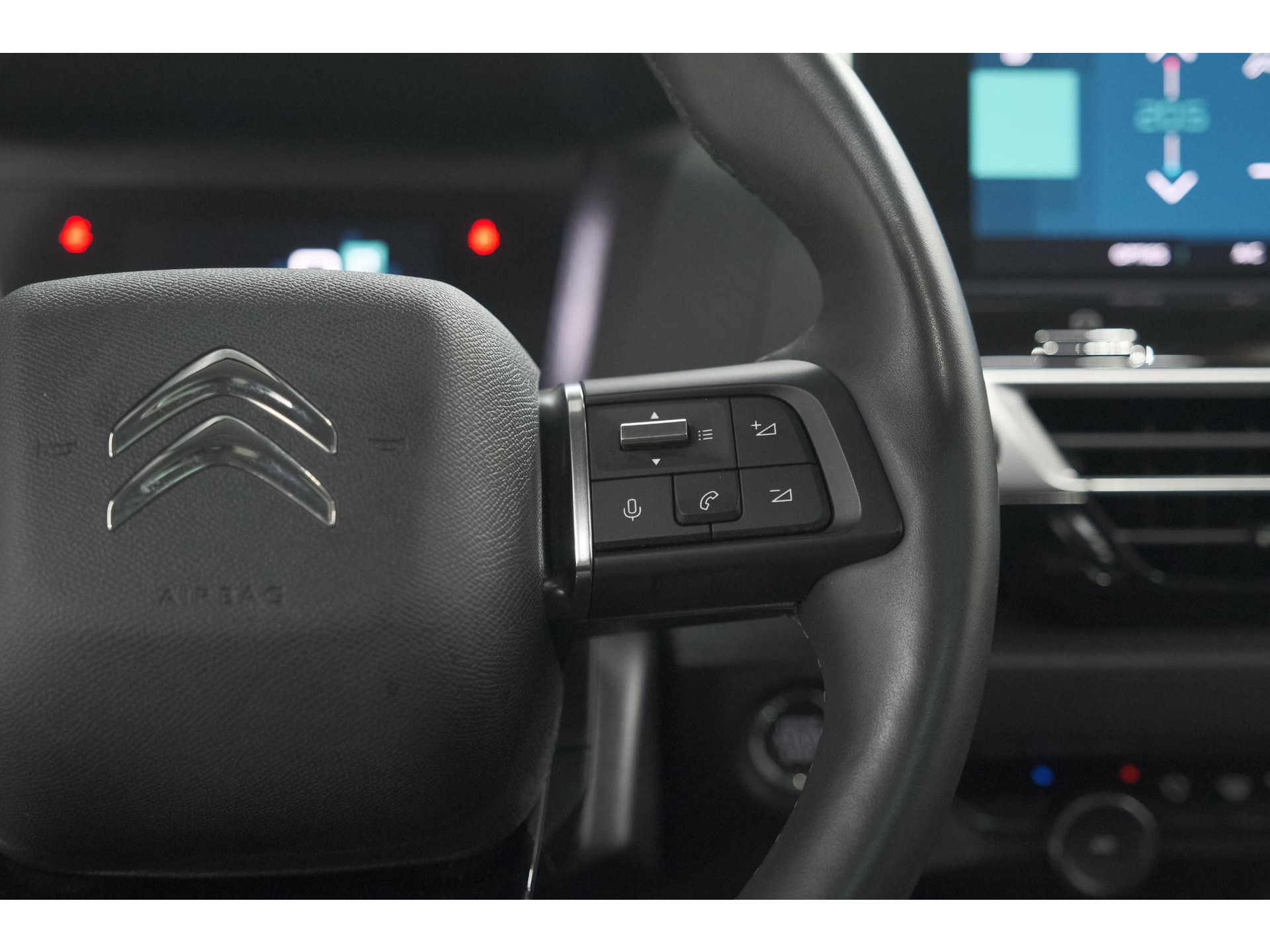 Citroen Ë-C4 Shine 50 kWh | Elektrisch Panoramadak | Camera | Adaptieve Cruise Control