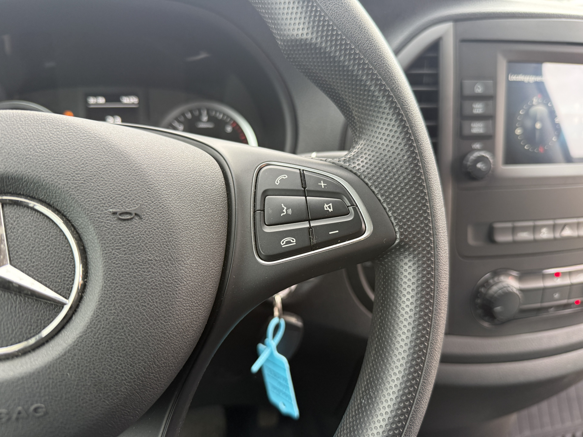 Mercedes-Benz Vito 114 1.9 CDI Automaat L2H1 Achterklep Climate Control Cruise Control Trekhaak Carplay Camera