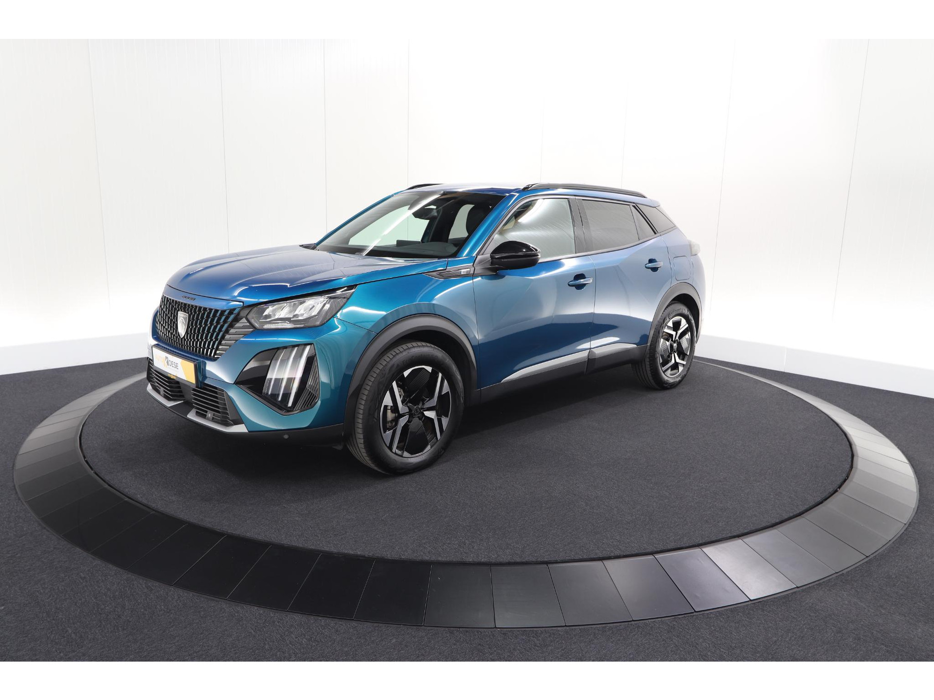 Peugeot e-2008 EV Allure Avantage 54 kWh | 11 KW Laadfunctie | Parkeersensoren | Apple Carplay