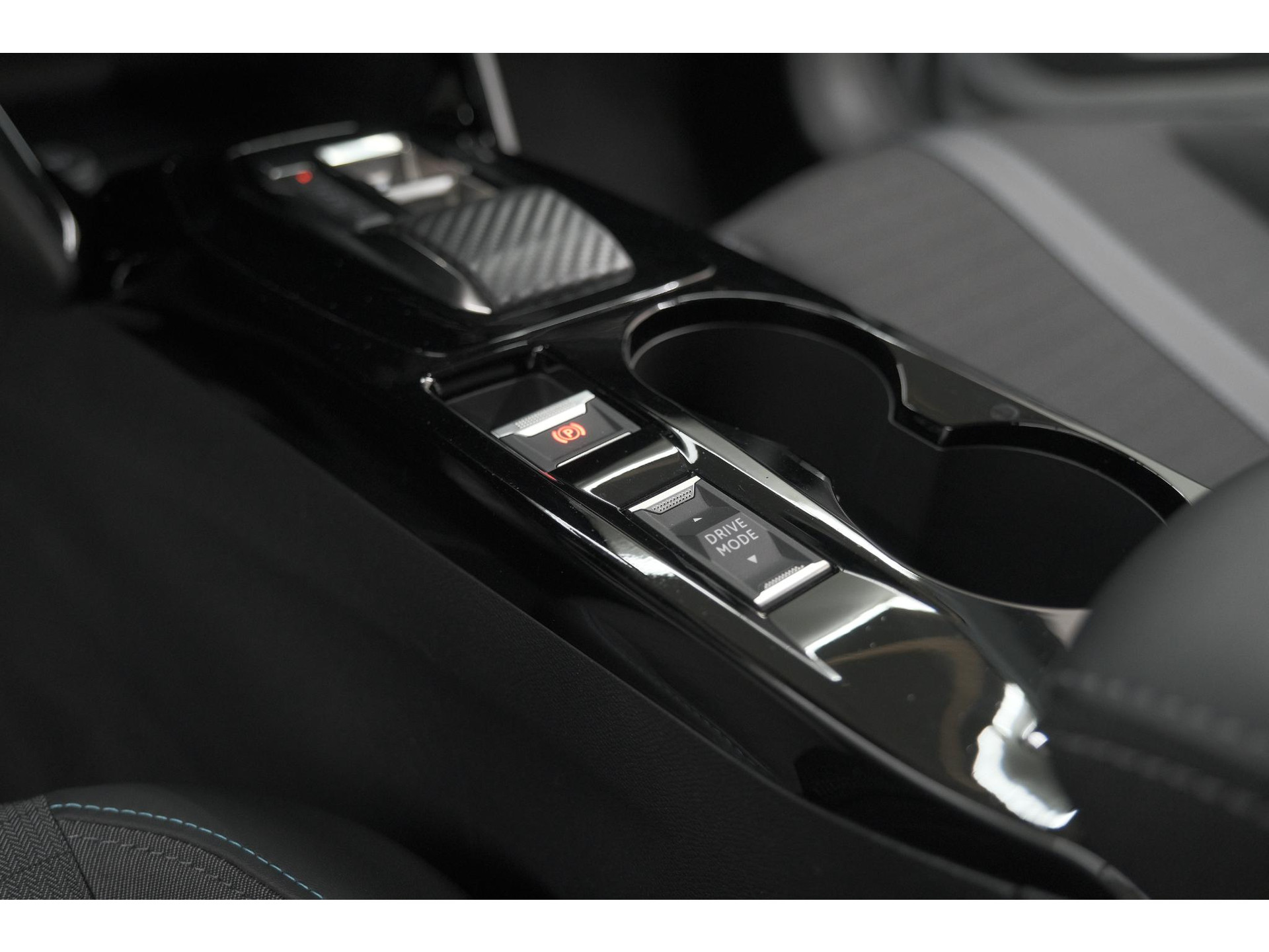 Peugeot 208 PureTech 100 EAT8 Allure Pack | Camera | Navigatie | Apple Carplay | Parkeersensoren