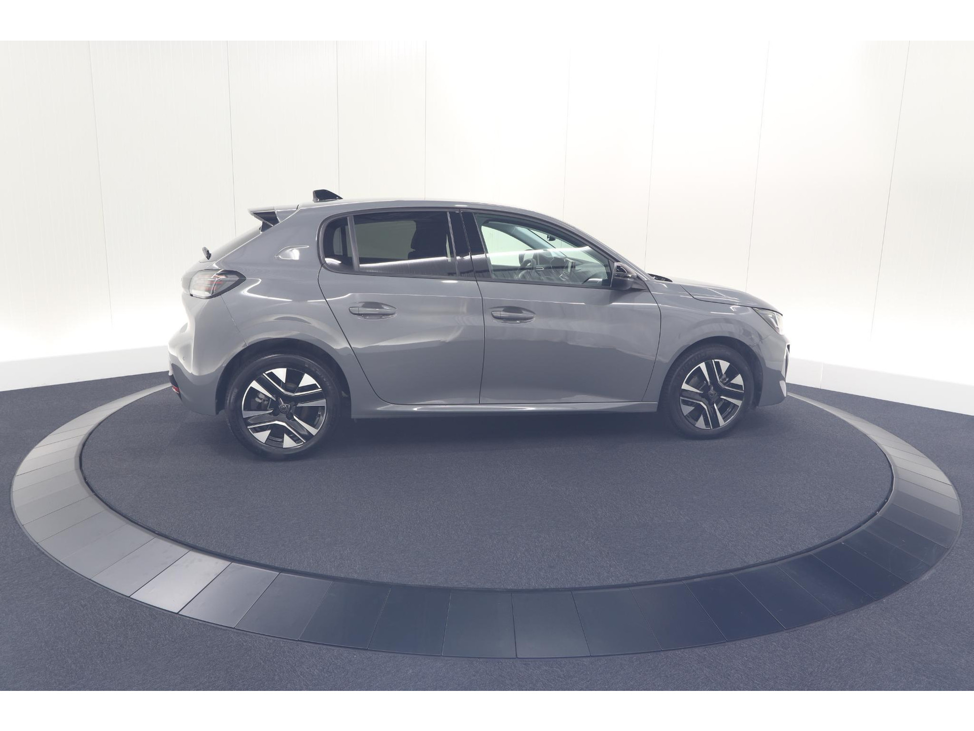 Peugeot 208 PureTech 100 Allure | Apple Carplay | Parkeersensoren | Climate Control