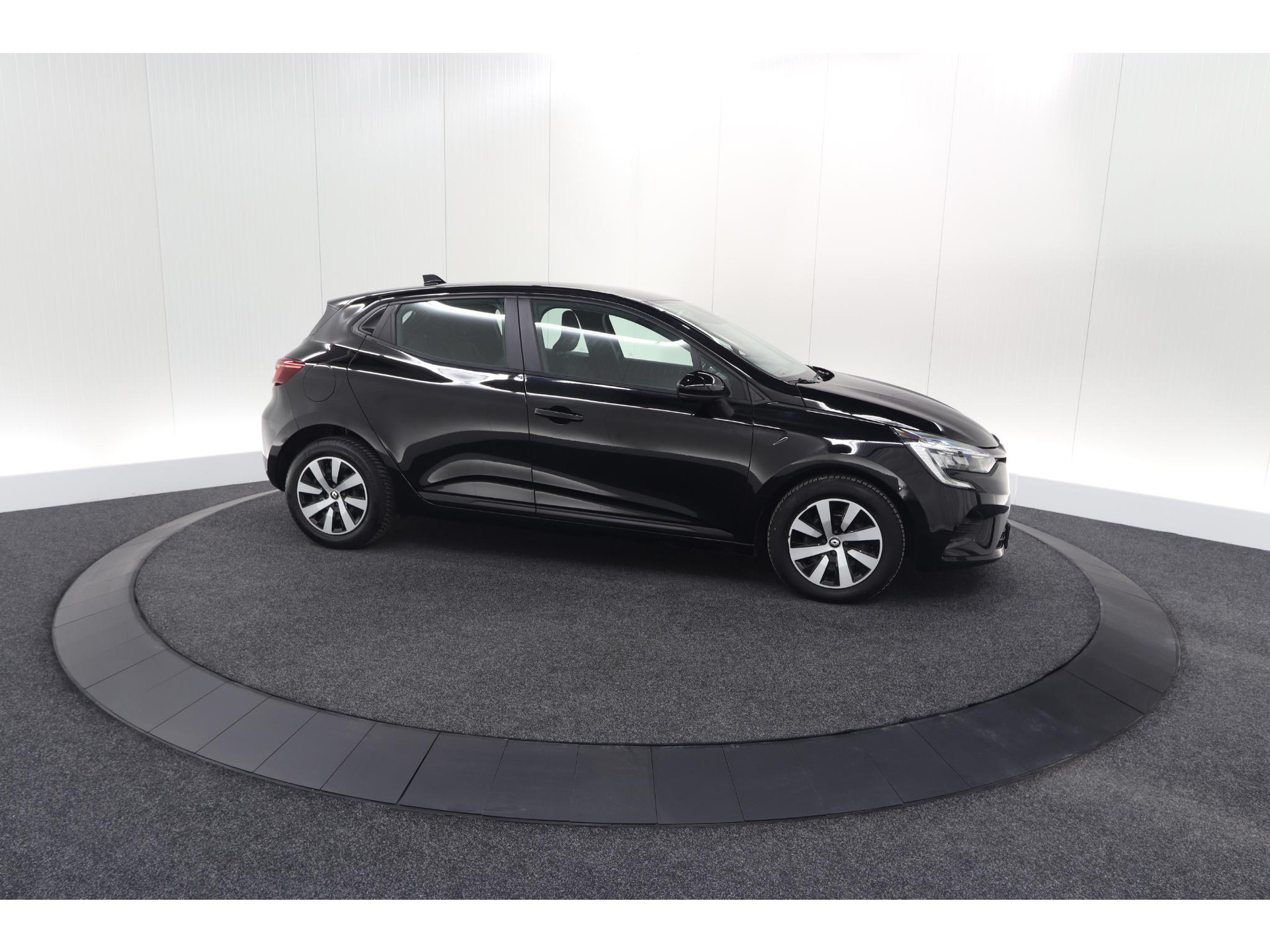 Renault Clio TCe 90 Evolution | Apple Carplay | Cruise Control | Navigatie