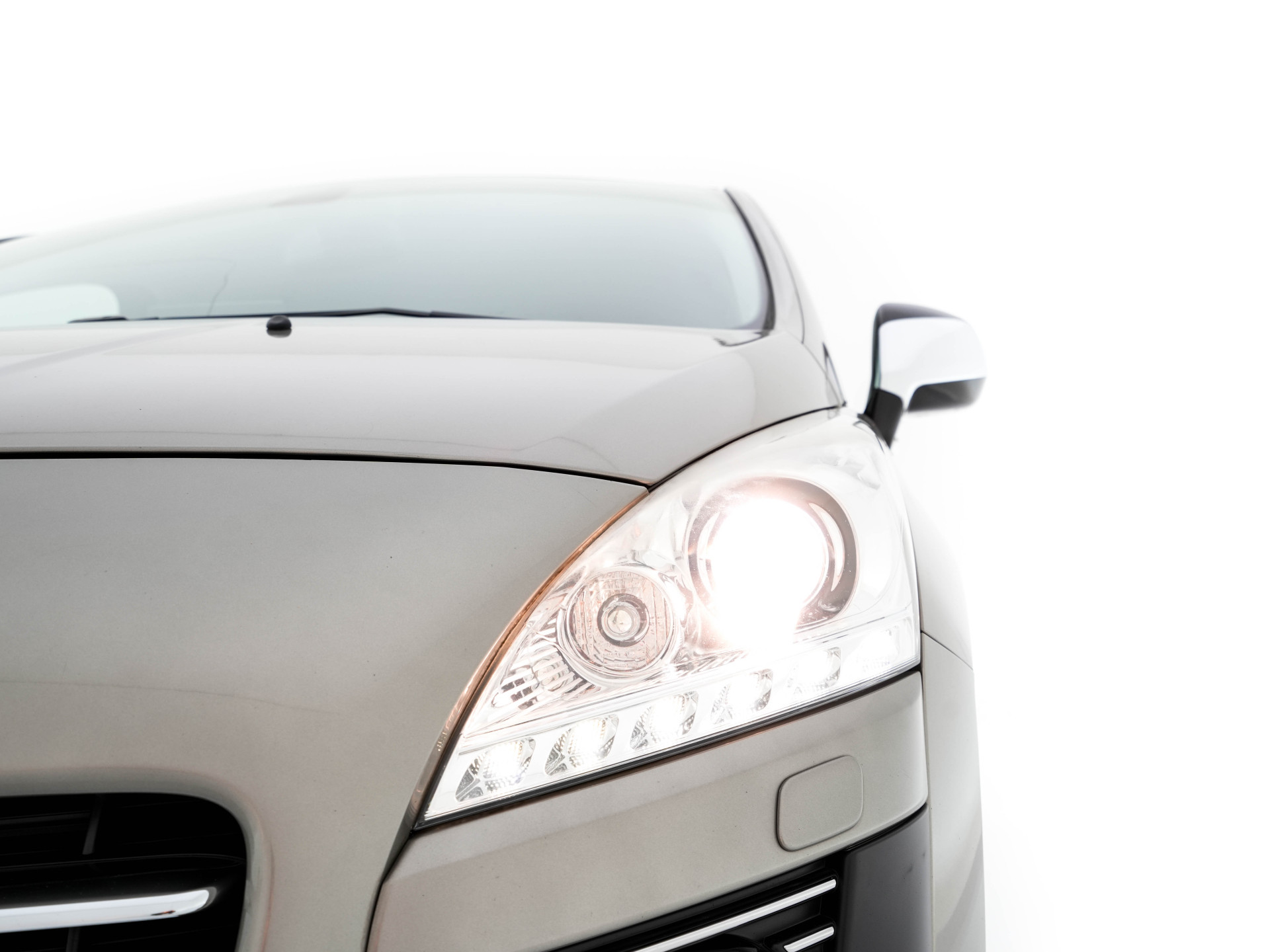 Peugeot 3008 2.0 HDiF HYbrid4 Aut. *NAVI-FULLMAP | COMFORT-SEATS | ECC | SHIFT-PADDLES | PDC | CRUISE | 16''ALU*