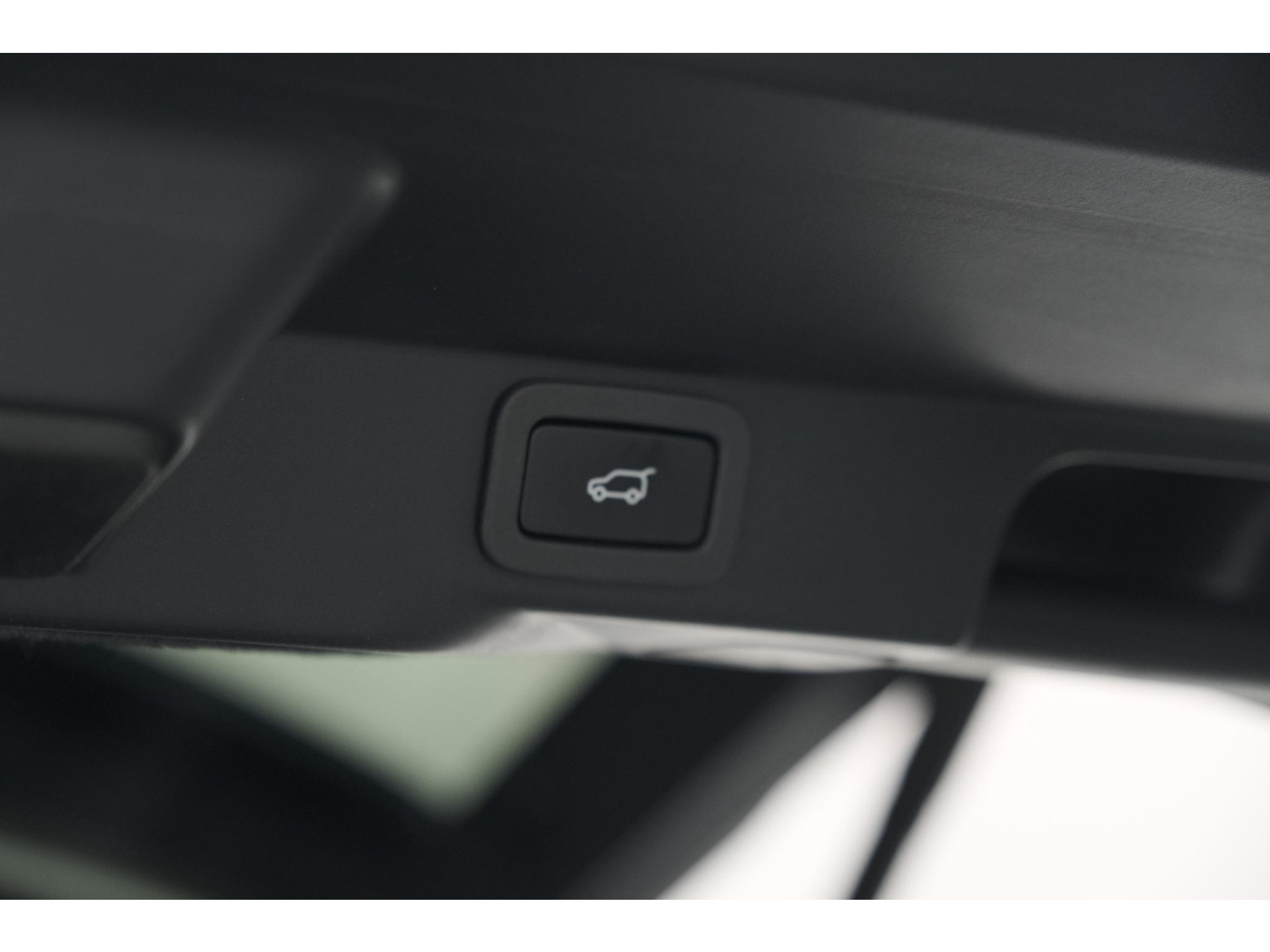 Land Rover Range Rover Sport 3.0 SDV6 HSE Dynamic | BTW | 3500kg trekgewicht | Camera | Elektrische Kofferklep