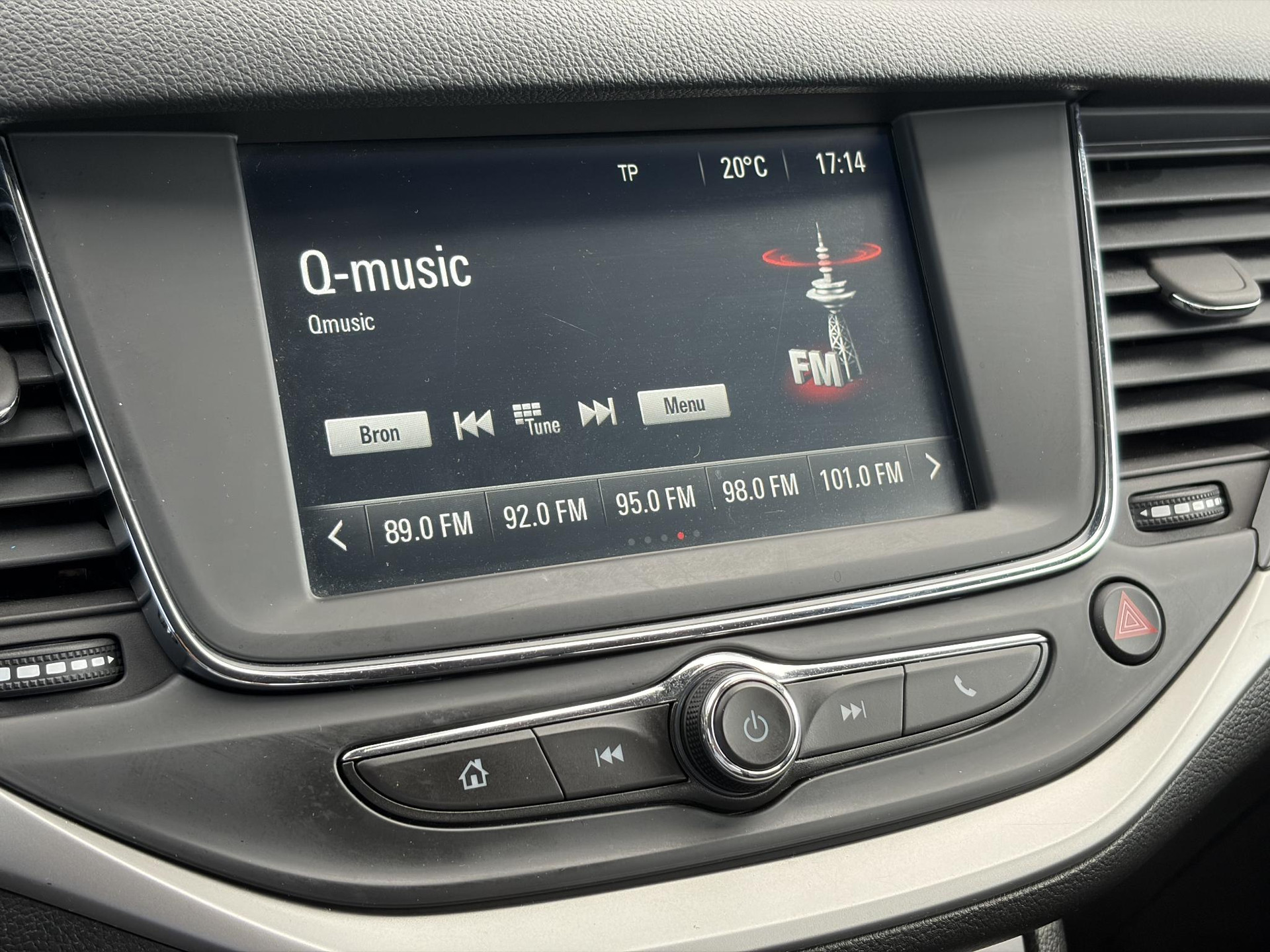 Opel Astra Sports Tourer 1.2 Edition ✓Camera ✓110pk✓2e Eigenaar✓Carplay✓Navi✓Airco✓Cruise✓Pdc✓LED koplampen✓N.A.P.✓6 Bak✓Pdc V+A✓Lm velgen✓Dakdragers ✓Comfortstoelen✓Bj 11-2020✓Apk tot 07-2028