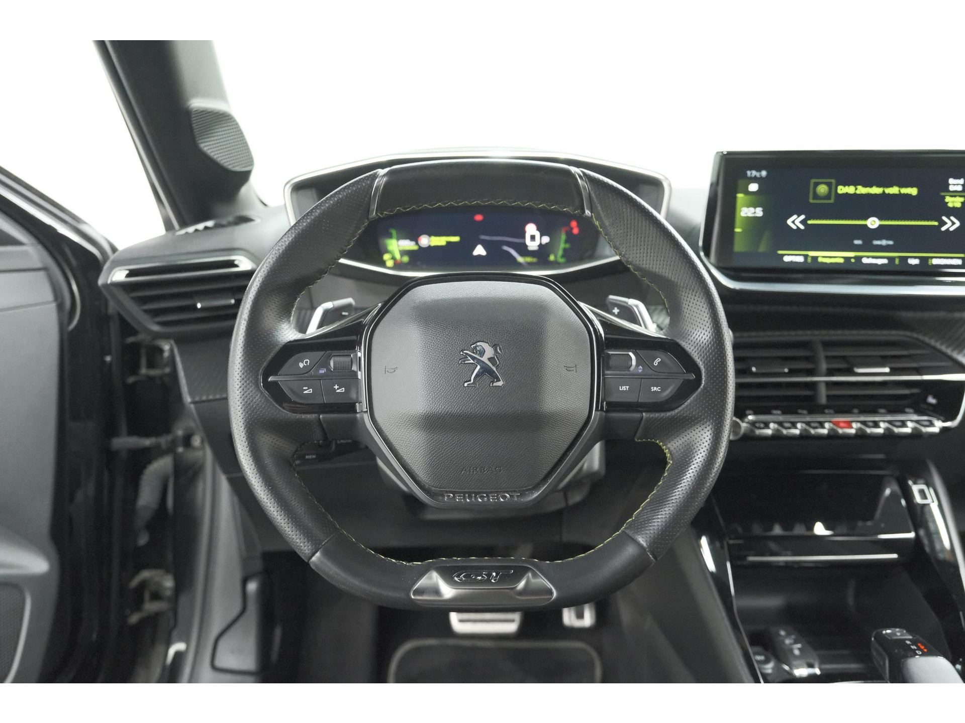 Peugeot 208 PureTech 130 EAT8 GT-Line | Camera | Adaptieve Cruise Control | Stoelverwarming | Navigatie