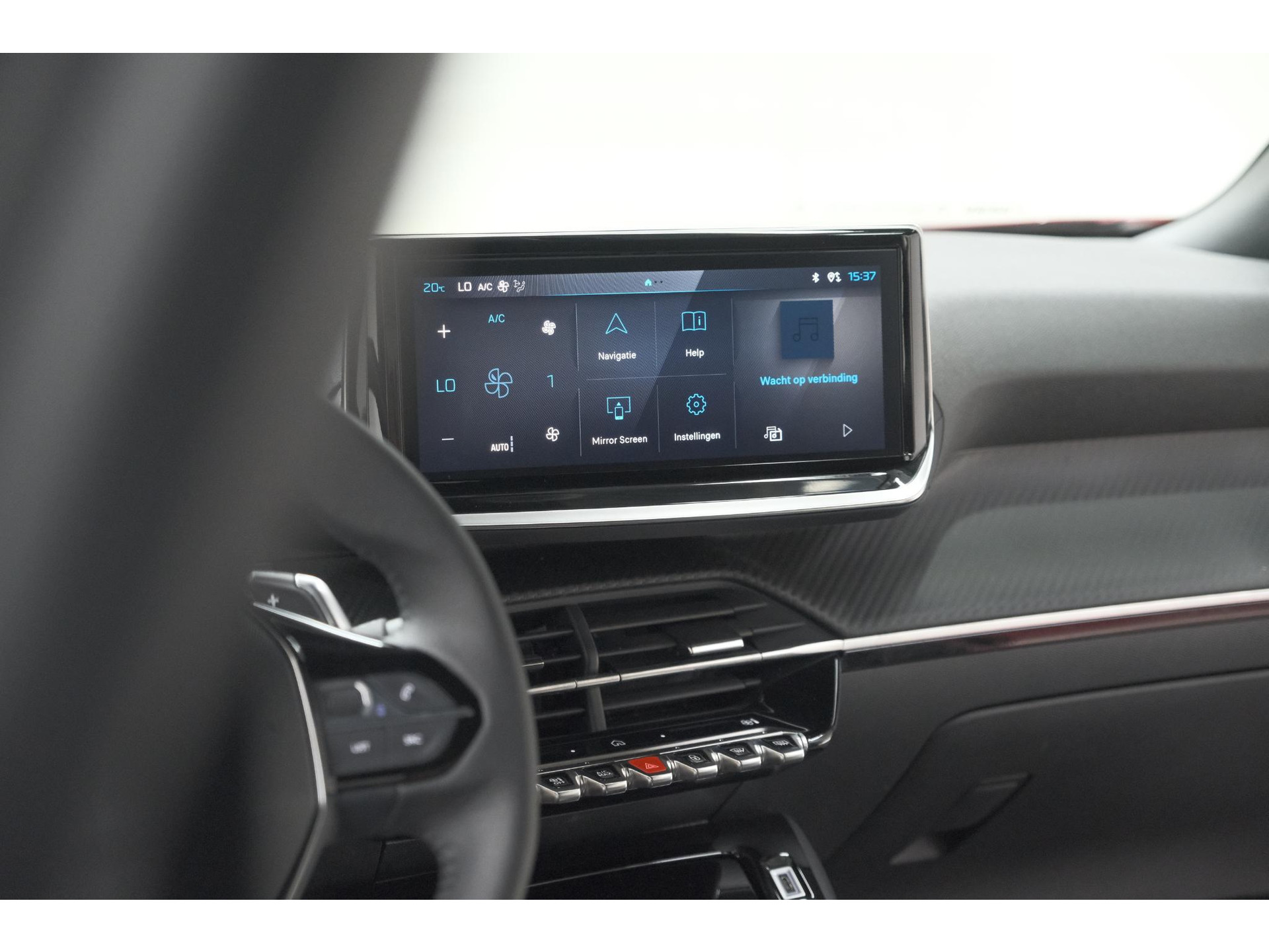 Peugeot 2008 1.2 Hybrid 145 Allure | 360 Camera | Adaptieve Cruise Control | Dodehoekdetectie | Apple Carplay