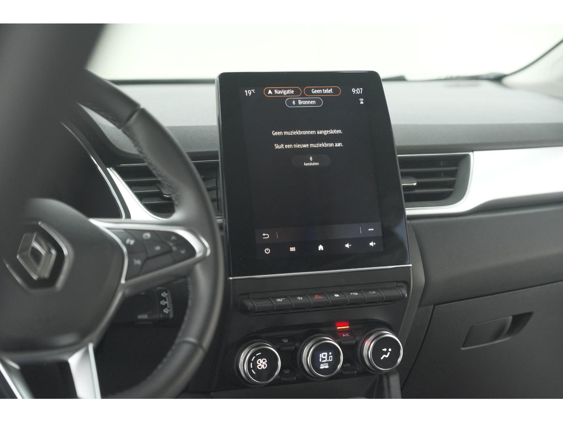 Renault Captur Mild Hybrid 140 EDC Techno | Trekhaak | 360 Camera | 9.3 Inch Grootscherm | Apple Carplay | Parkeersensoren