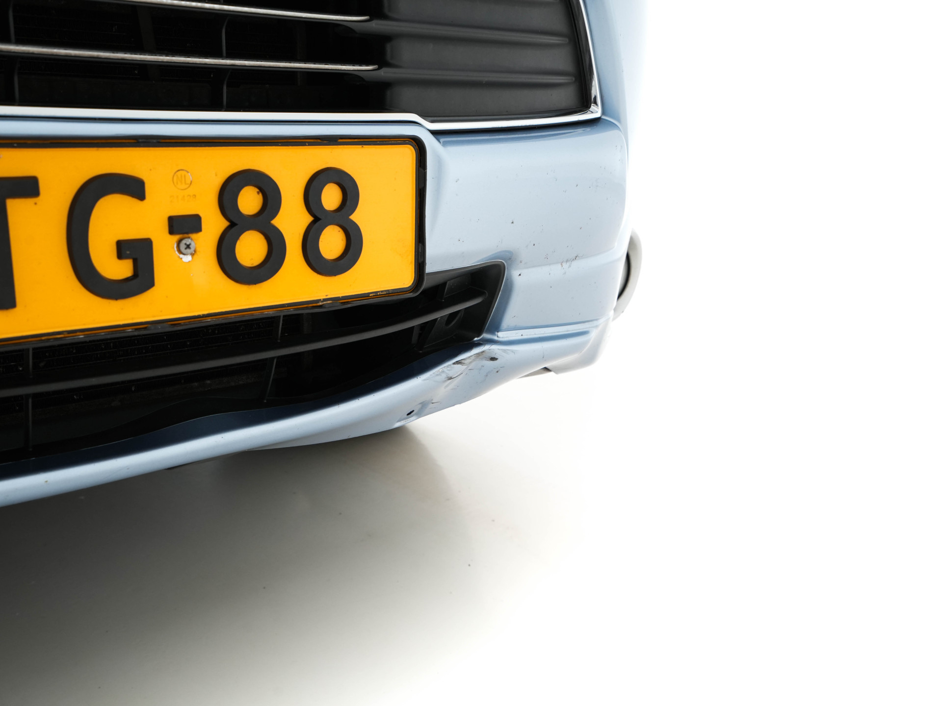 Mitsubishi Outlander 2.0 PHEV Executive Edition AWD Aut. *LEATHER-FABRIC | XENON | NAVI-FULLMAP | CAMERA | KEYLESS | DAB+ | ROCKFORD-AUDIO | COMFORT-SEATS | PRIVACY-GLASS | SHIFT-PADDLES |  18''ALU*