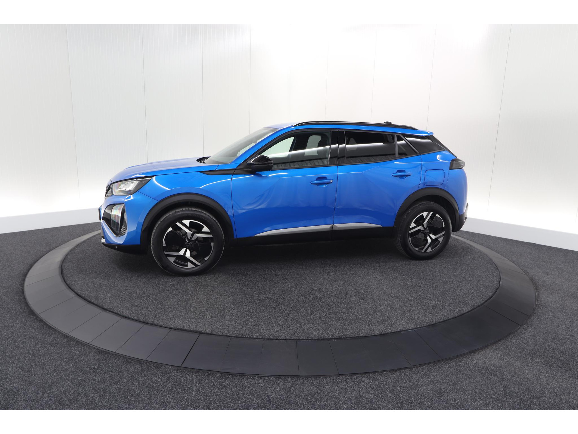 Peugeot 2008 PureTech 130 EAT8 Blue Lease Allure | Camera | Navigatie | Parkeersensoren | Apple Carplay