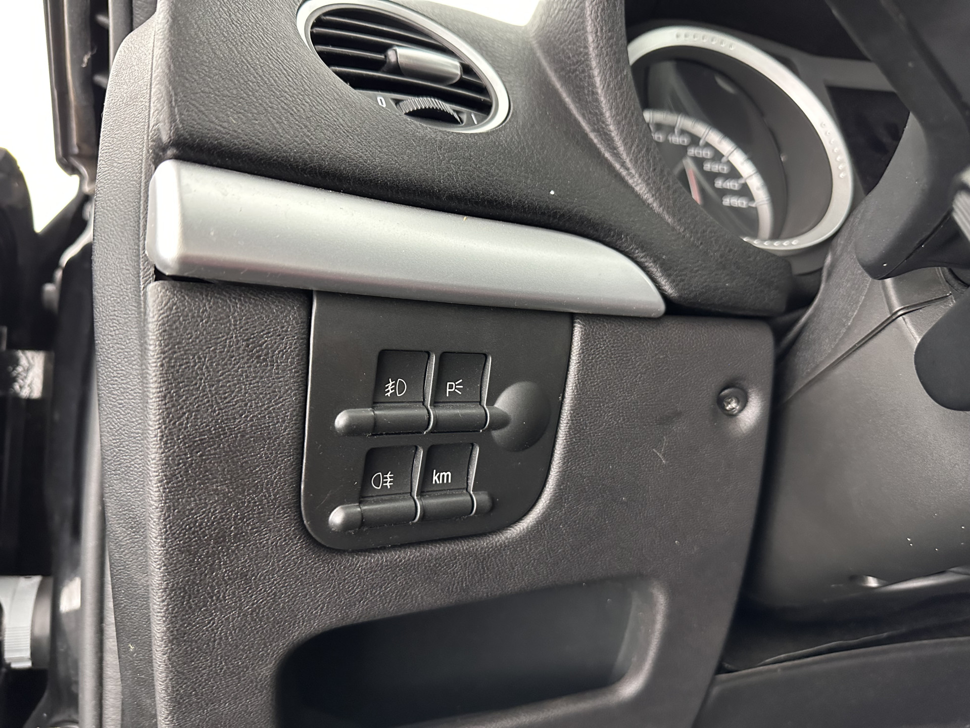 Alfa Romeo Spider 2.4 JTD Q-Tronic Exclusive TI-Sportpack Aut. *LUXURY-LEATHER | BI-XENON | SPORT-SEATS | ECC | SHIFTPADDLES | PDC | CRUISE | 19''ALU*