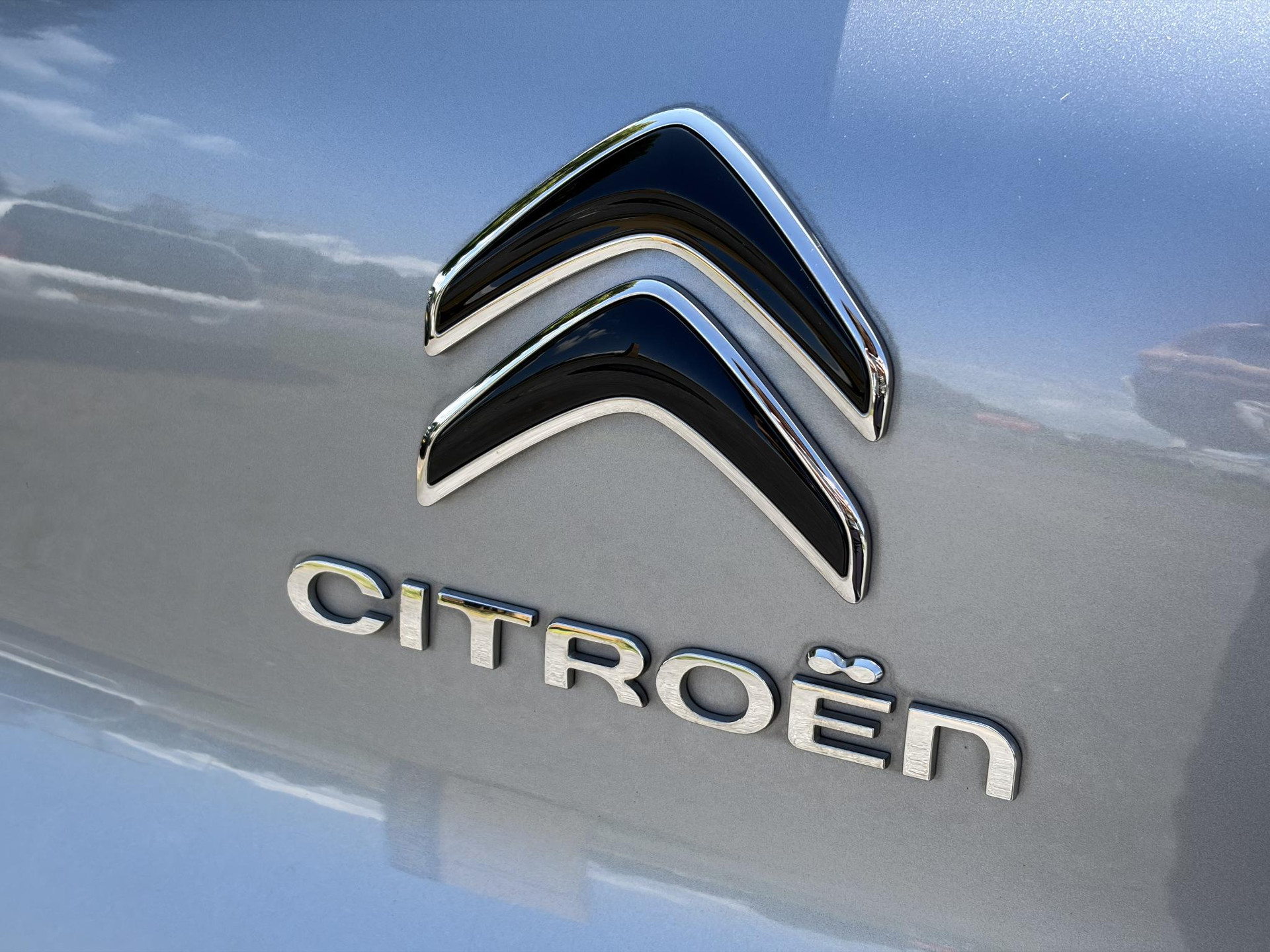 Citroen C3 1.2 PureTech S&S Feel Apple Carplay/Android,Trekhaak,Pdc,Navi,Clima,Cruise,Dealer Onderhouden,Rijstrooksensor,Apk tot 06-2027