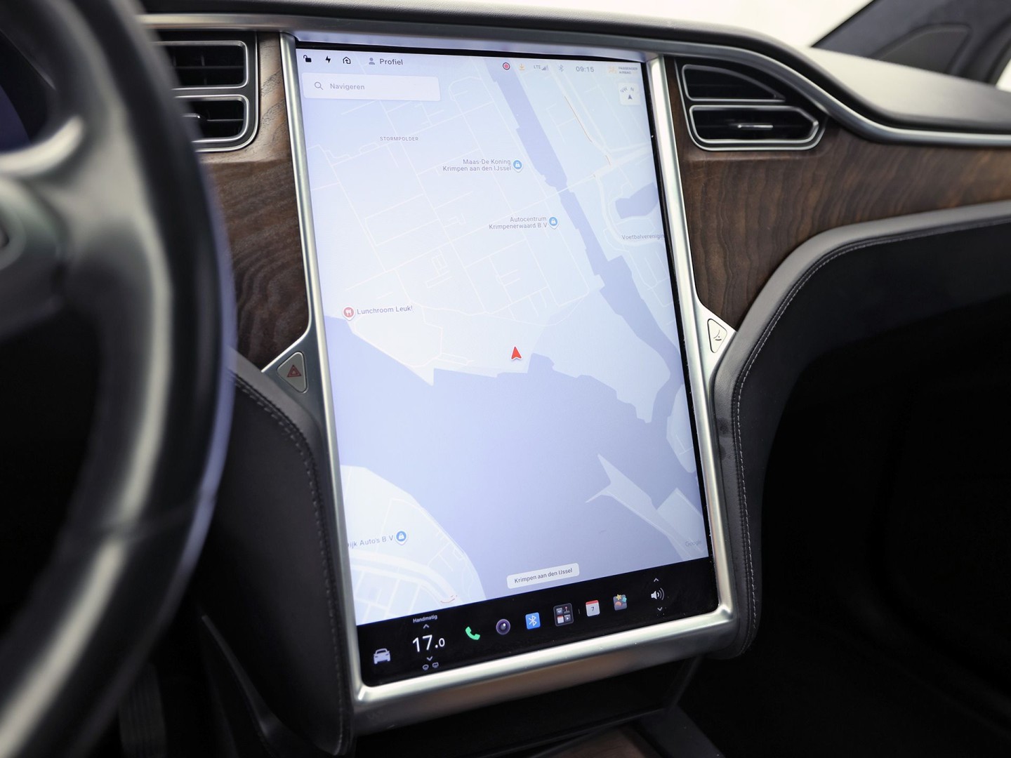 Tesla Model X 100D 7 Persoons 417Pk (AUTOPILOT, LUCHTVERING, STUUR/STOELVERWARMING, CAMERA, ADAPTIVE CRUISE, KEYLESS ENTRY, NIEUWSTAAT)