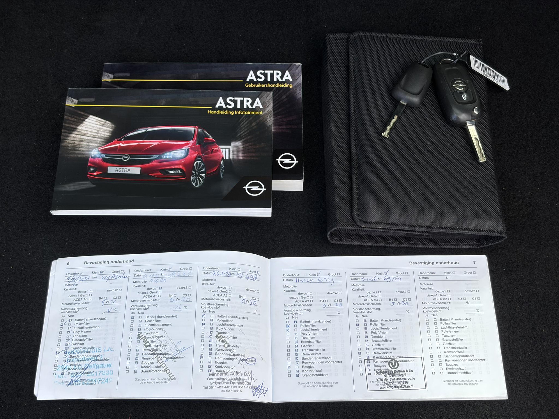 Opel Astra Sports Tourer 1.4 Turbo 120 Jaar Edition ✓150pk✓Carplay✓Navi✓Trekhaak✓Pdc V+A✓Clima✓Cruise✓6 Bak✓Lm velgen✓N.A.P✓Apk tot 02-2028