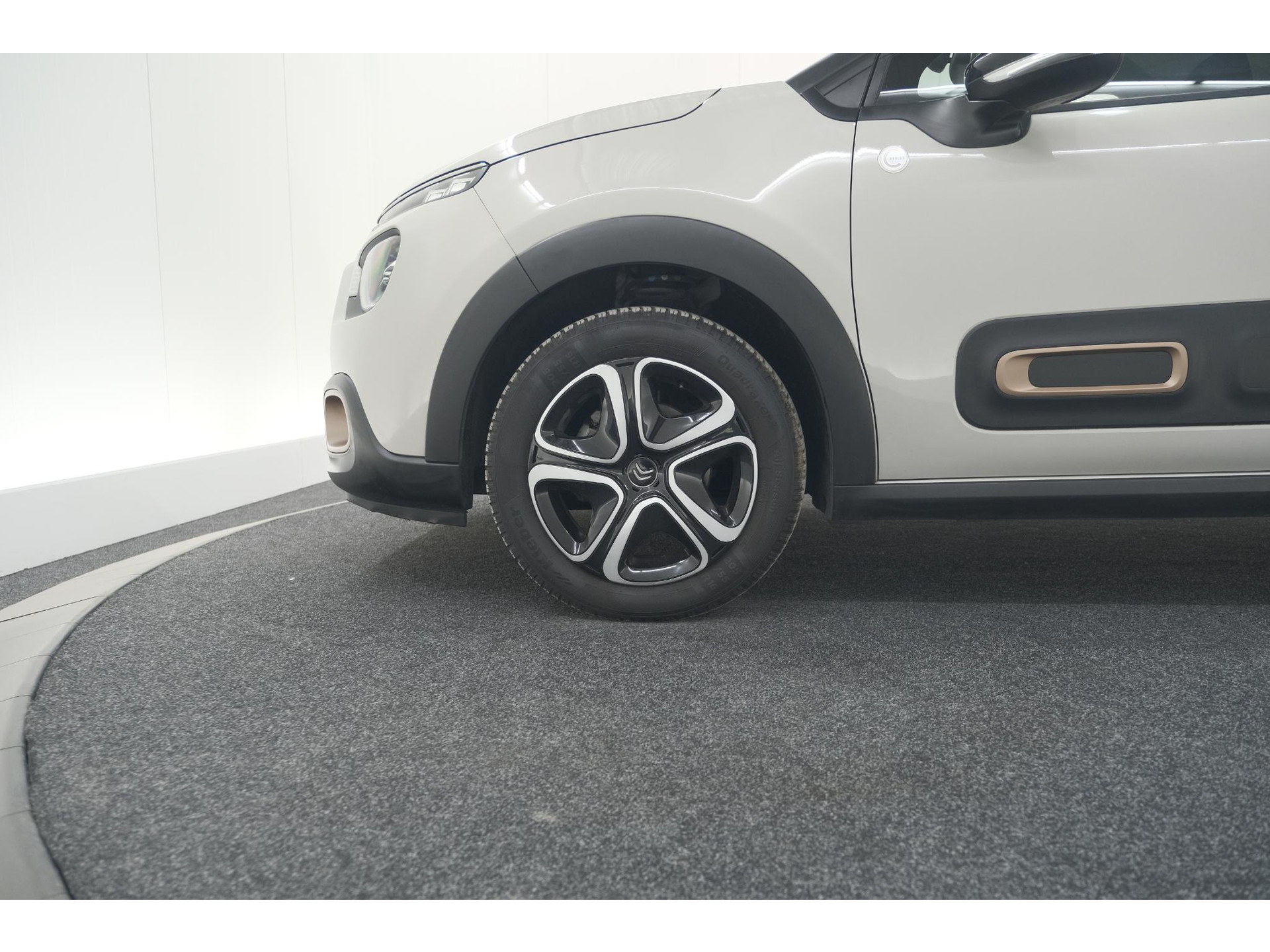 Citroen C3 PureTech 82 C-Series | Climate Control | Apple Carplay | Stoelverwarming | LED Koplampen