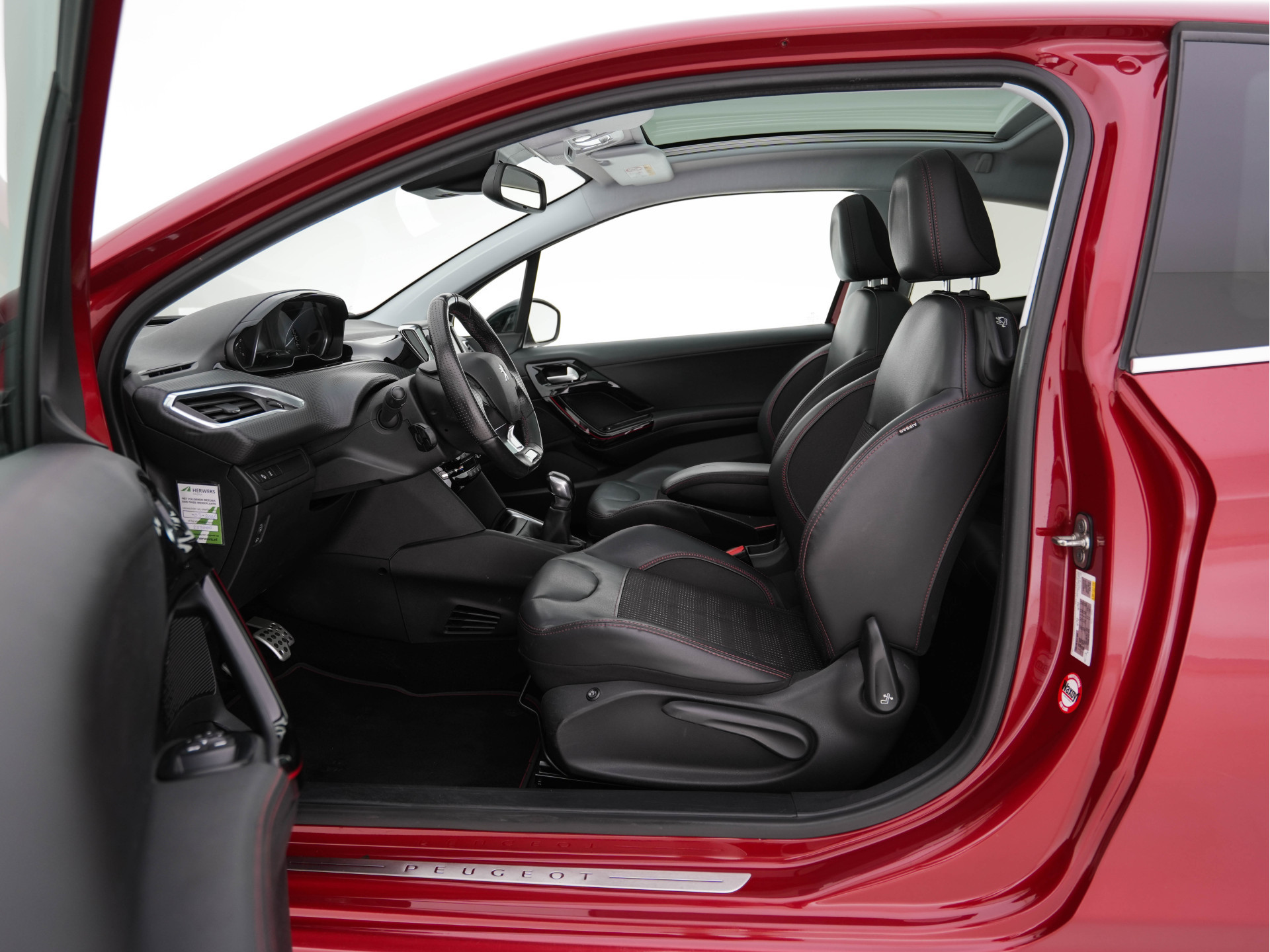 Peugeot 208 1.6 BlueHDi GT-line *PANO | LEATHER-FABRIC | JBL-AUDIO | HEATED-SPORTSEATS | NAVI-FULLMAP | CAMERA | DAB+ | PRIVACY-GLASS | TOWBAR | 17''ALU*