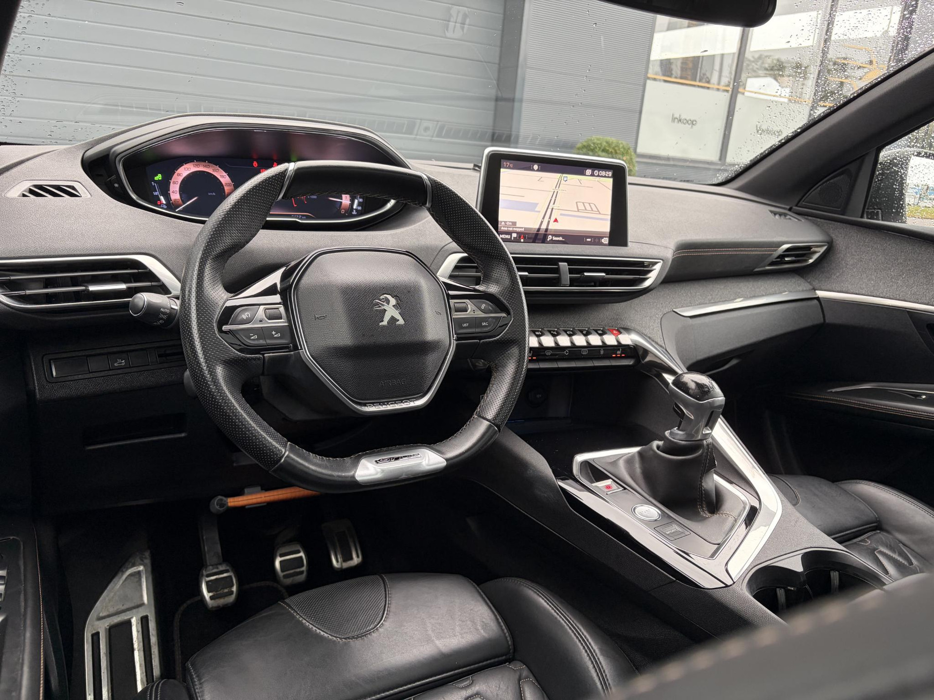 Peugeot 3008 1.2 PureTech GT Line ✓D-riem vv in 2026✓1e Eigenaar✓360 ° Camera✓Pano✓Massage stoel✓Draadloze telefoonlader✓Carplay✓Stoelvw✓Keyless✓Leder✓Navi✓Pdc V+A✓6 Bak✓Dealer Onderhouden✓Rijstrooksensor✓Dodehoeksensor✓19'' Lmv✓N.A.P✓Apk tot 09-2027