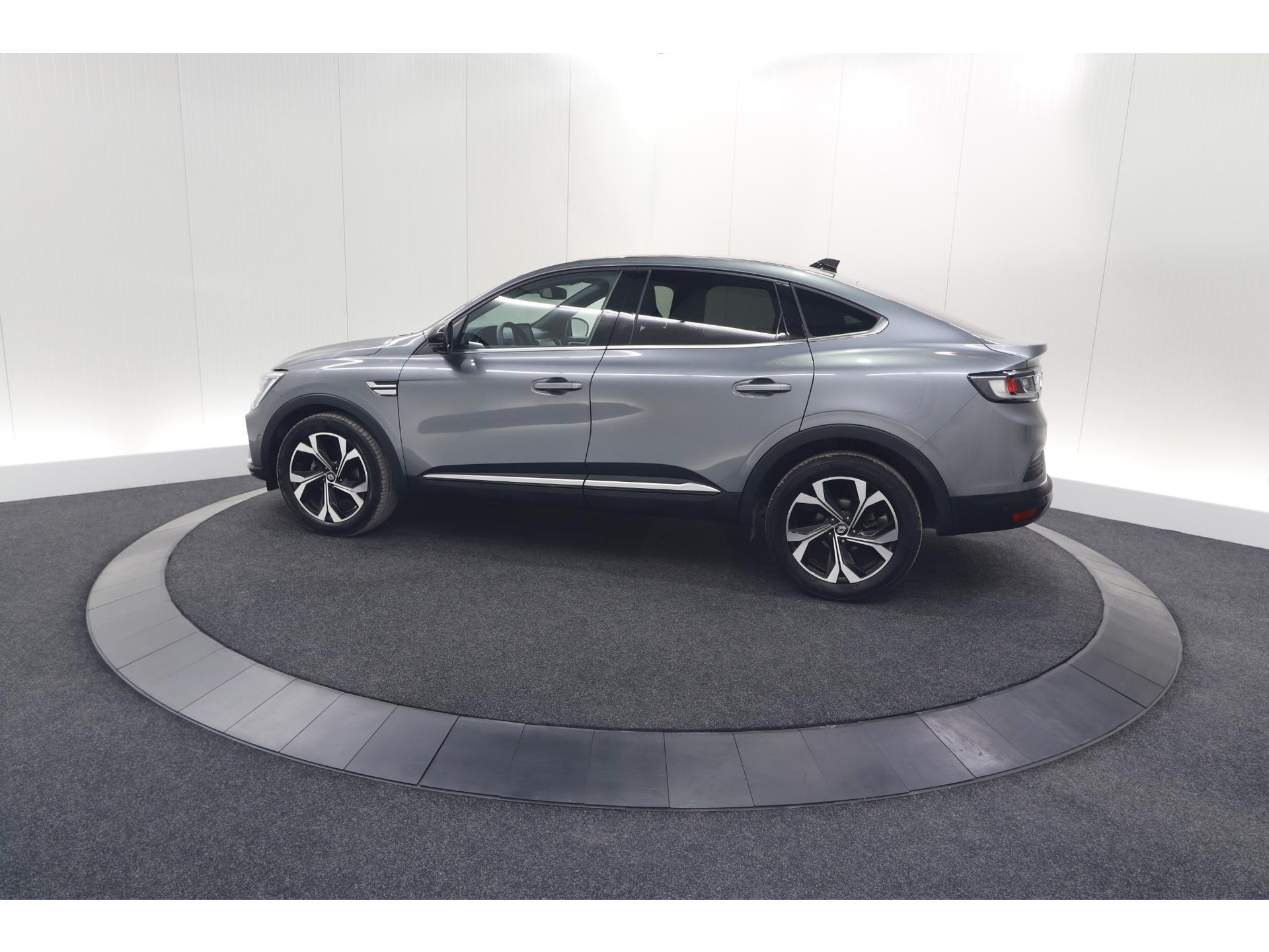 Renault Arkana Mild Hybrid 140 EDC Techno | 360 Camera | Dodehoekdetectie | Adaptieve Cruise Control