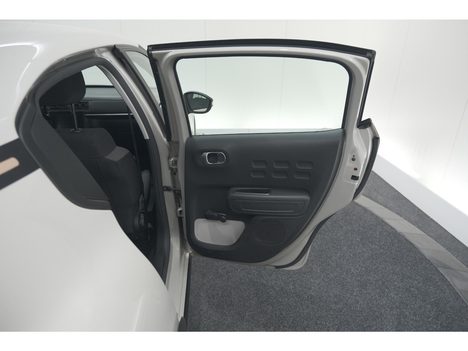 Citroen C3 PureTech 82 C-Series | Climate Control | Apple Carplay | Stoelverwarming | LED Koplampen