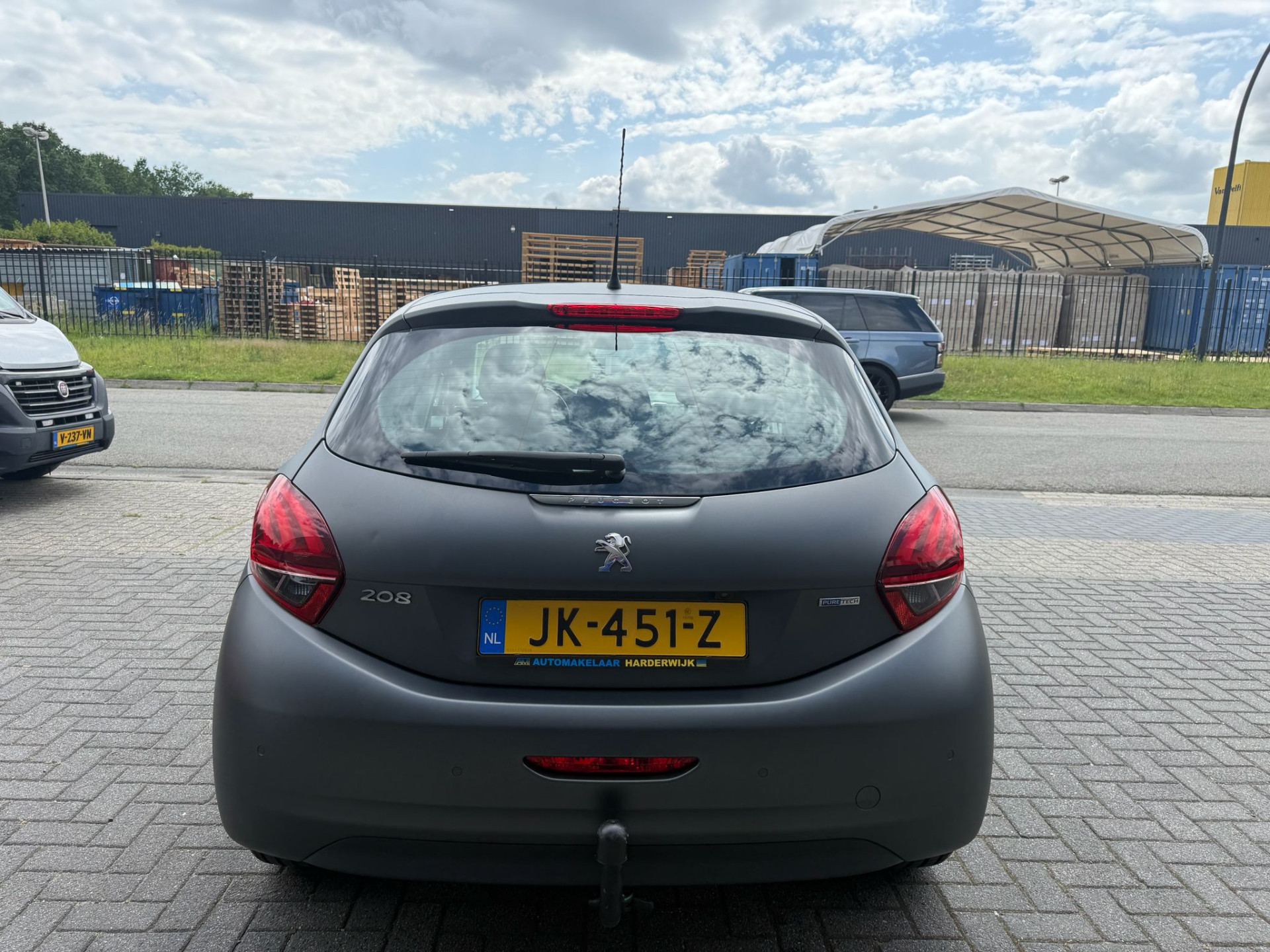 Peugeot 208 1.2 110PK Allure | 2E EIGENAAR | 3/6/12MND GARANTIE | PANO | DAB | CARPLAY | NAVI | CRUISE | JBL | AIRCO | TREKHAAK | MAT |