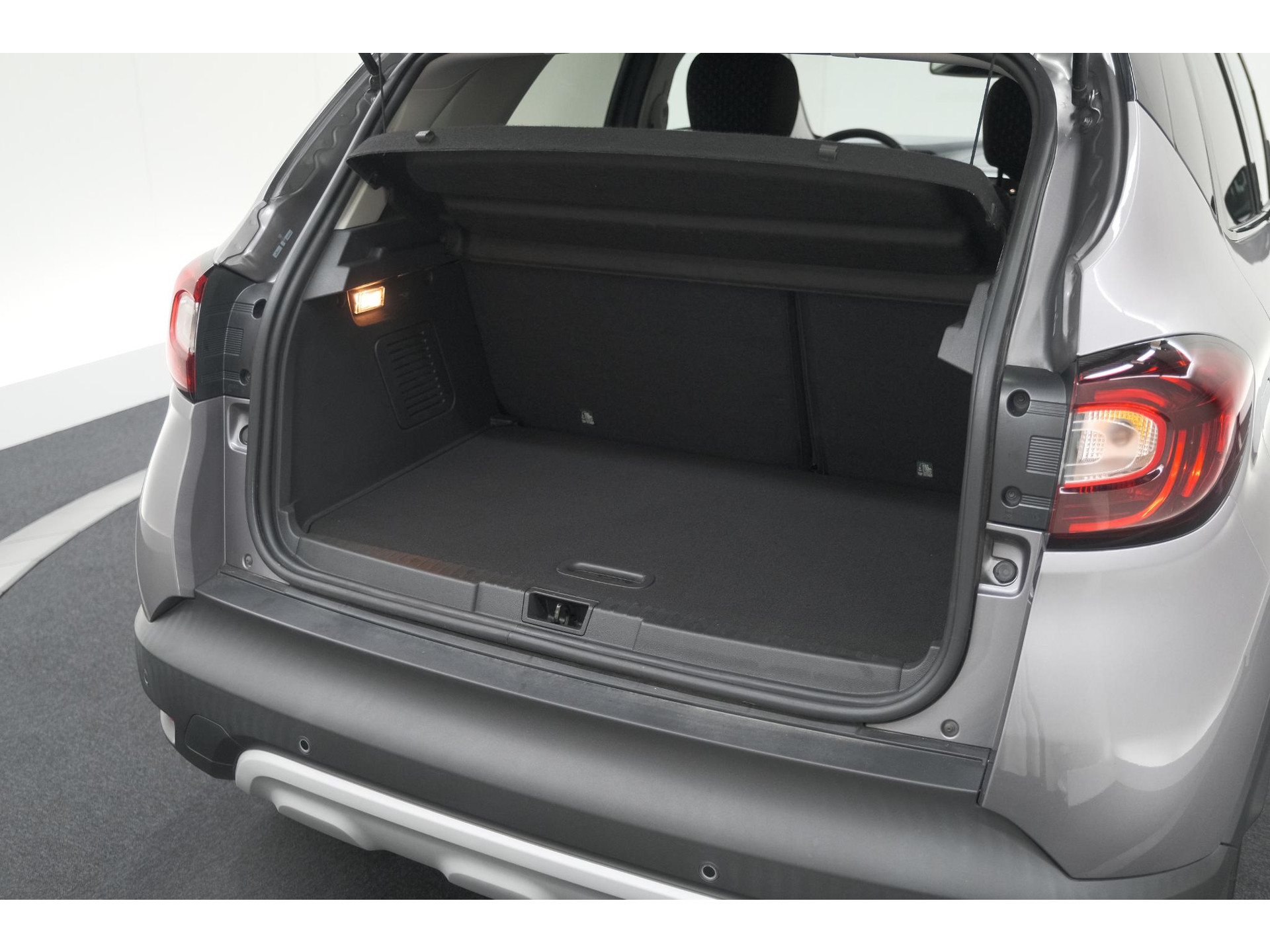 Renault Captur TCe 150 EDC Intens | Camera | Dodehoekdetectie | R-Link Navigatie | Parkeersensoren