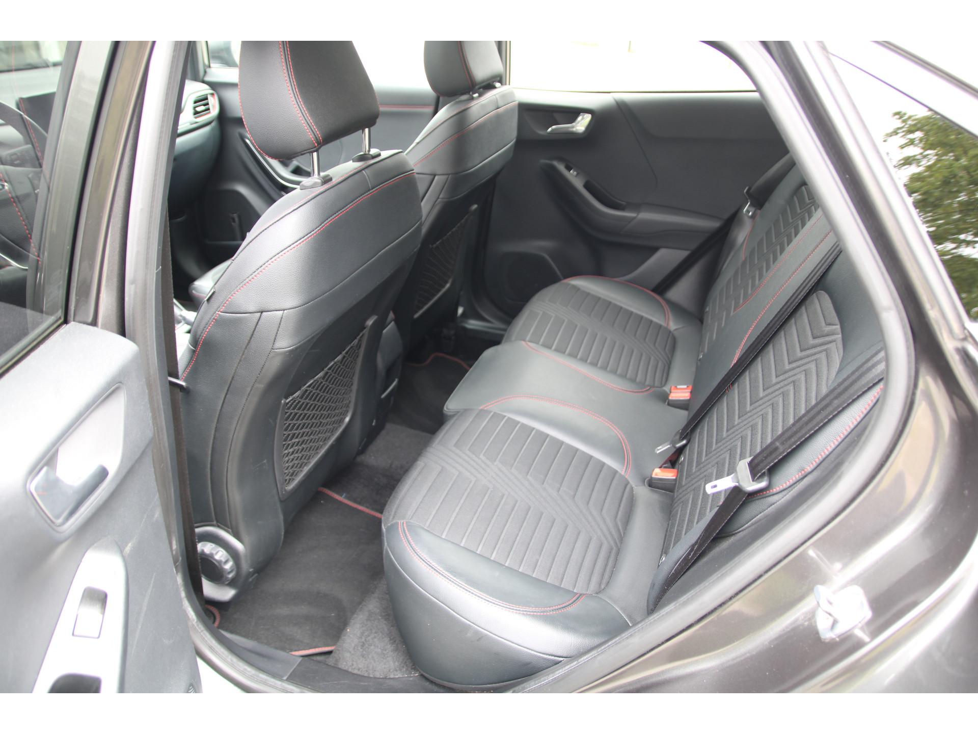 Ford Puma 1.0 EcoBoost 155 PK Hybrid ST-Line X PANORAMADAK | LED | BLIS | 18-INCH