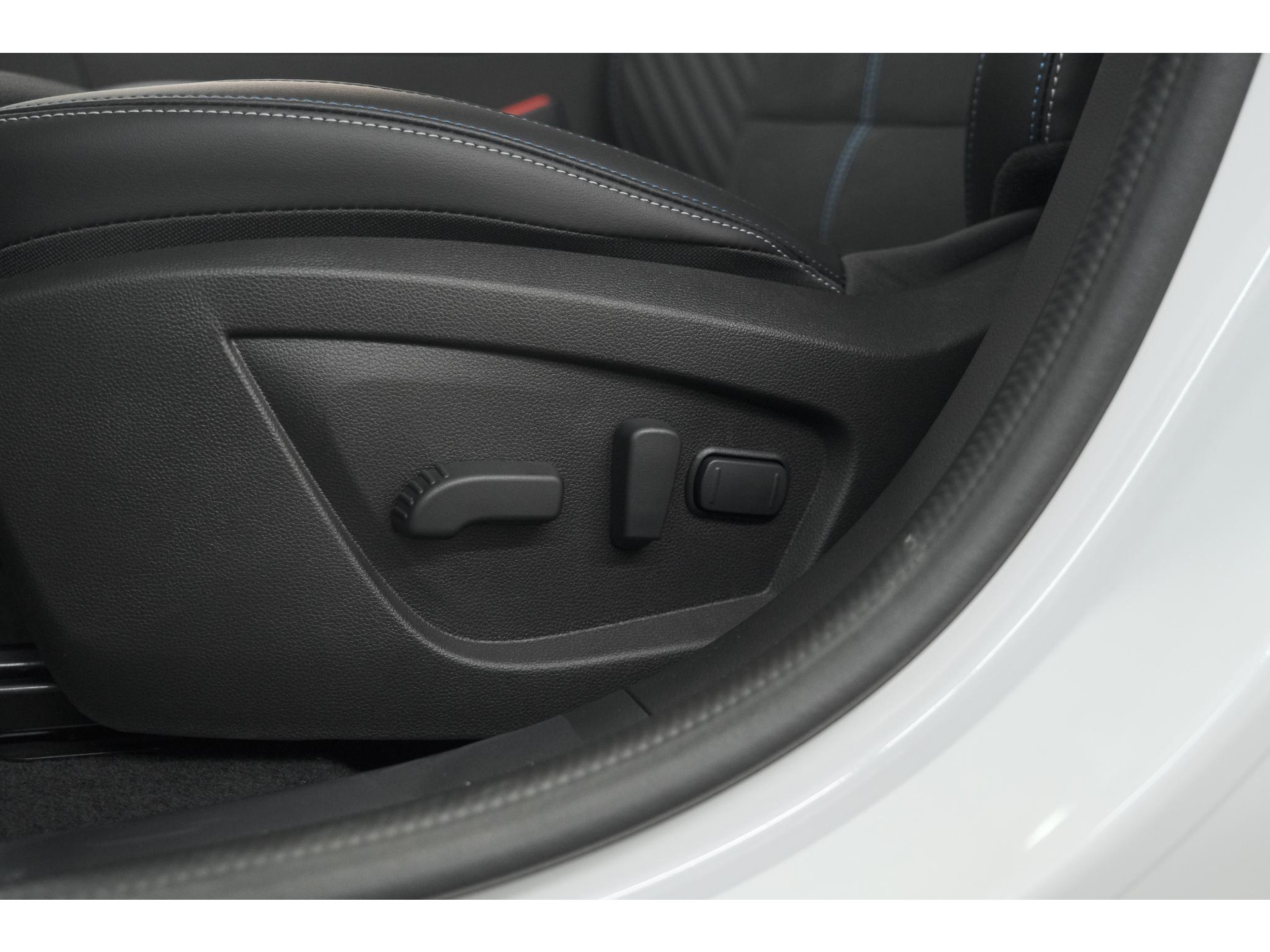 Renault Arkana 1.6 E-Tech hybrid 145 Esprit Alpine | 360 Camera | Adaptieve Cruise Control | Pack Winter | Dodehoekdetectie