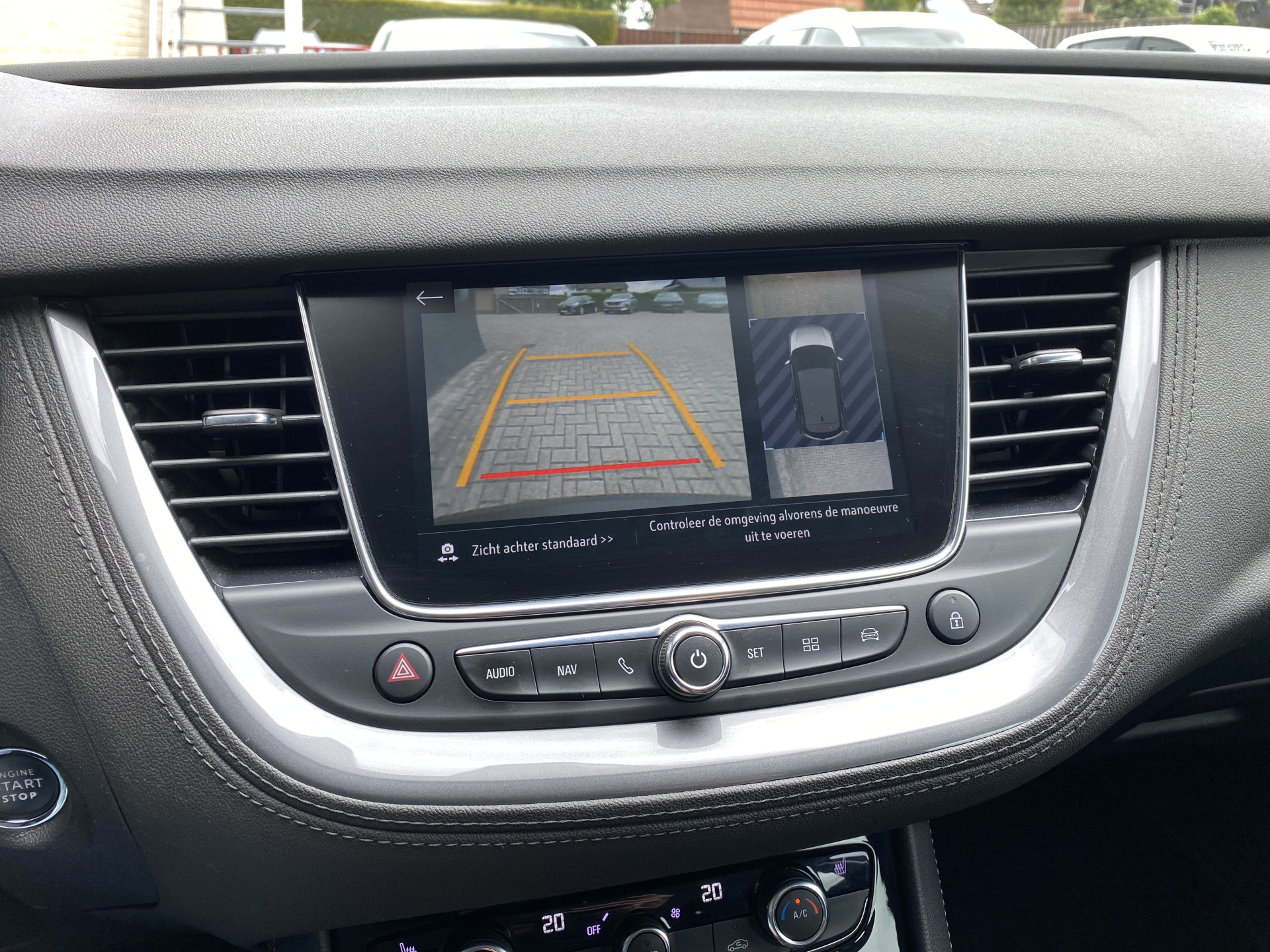 Opel Grandland X 1.2 Turbo Ultimate 130 pk AUT. | dealer onderhouden | navigatie | 360 camera | elektr. a. klep | stoel-stuurverw.