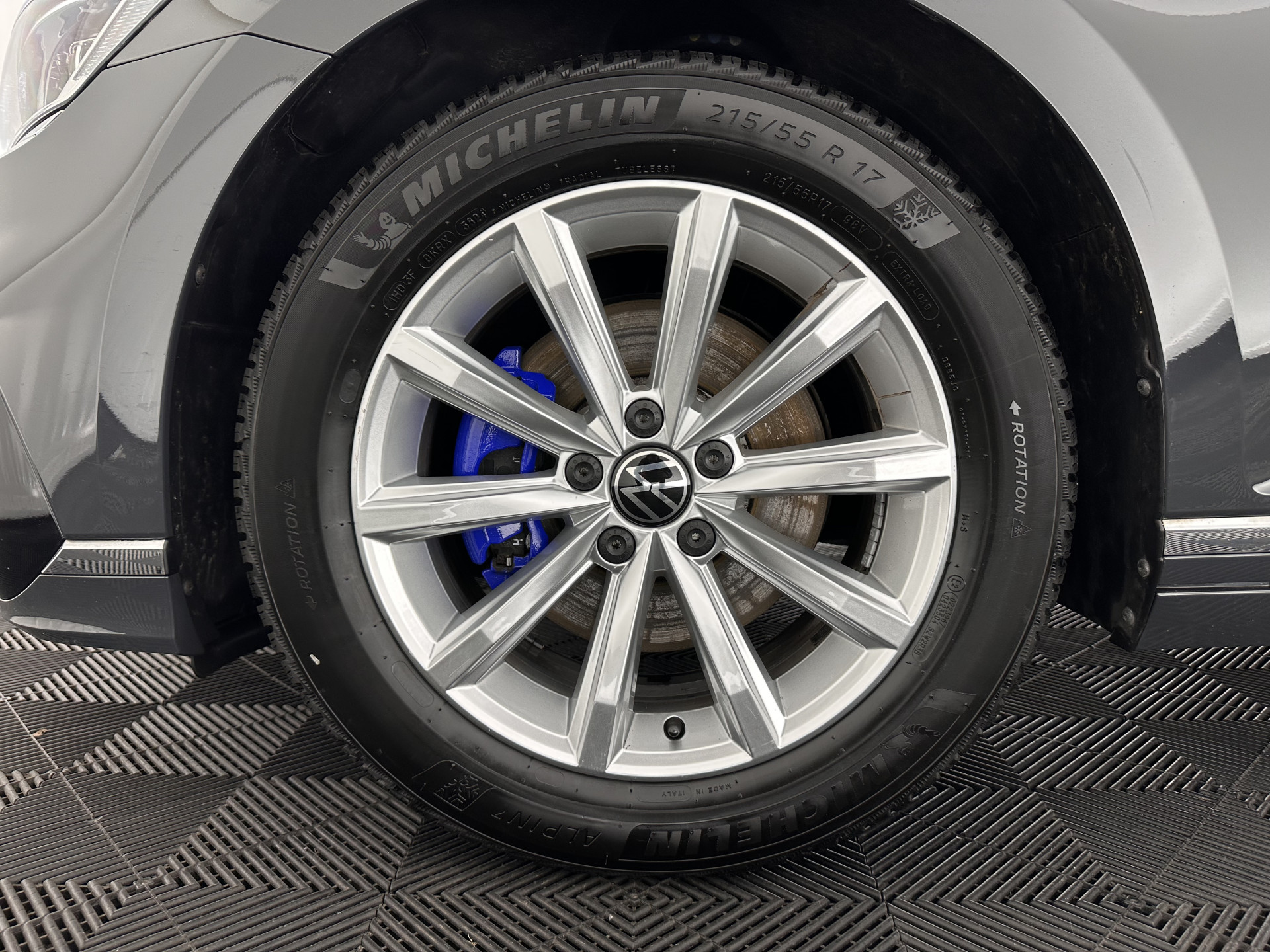 Volkswagen Passat 1.4 TSI PHEV GTE Business (INCL-BTW) Aut. *FULL-LED | DIGI-COCKPIT | ADAPTIVE-CRUISE | NAVI-FULLMAP | KEYLESS | DAB+ | COMFORT-SEATS | SHIFTPADDLES | PRIVACY-GLASS | PDC | CAMERA | CARPLAY | 17''ALU*