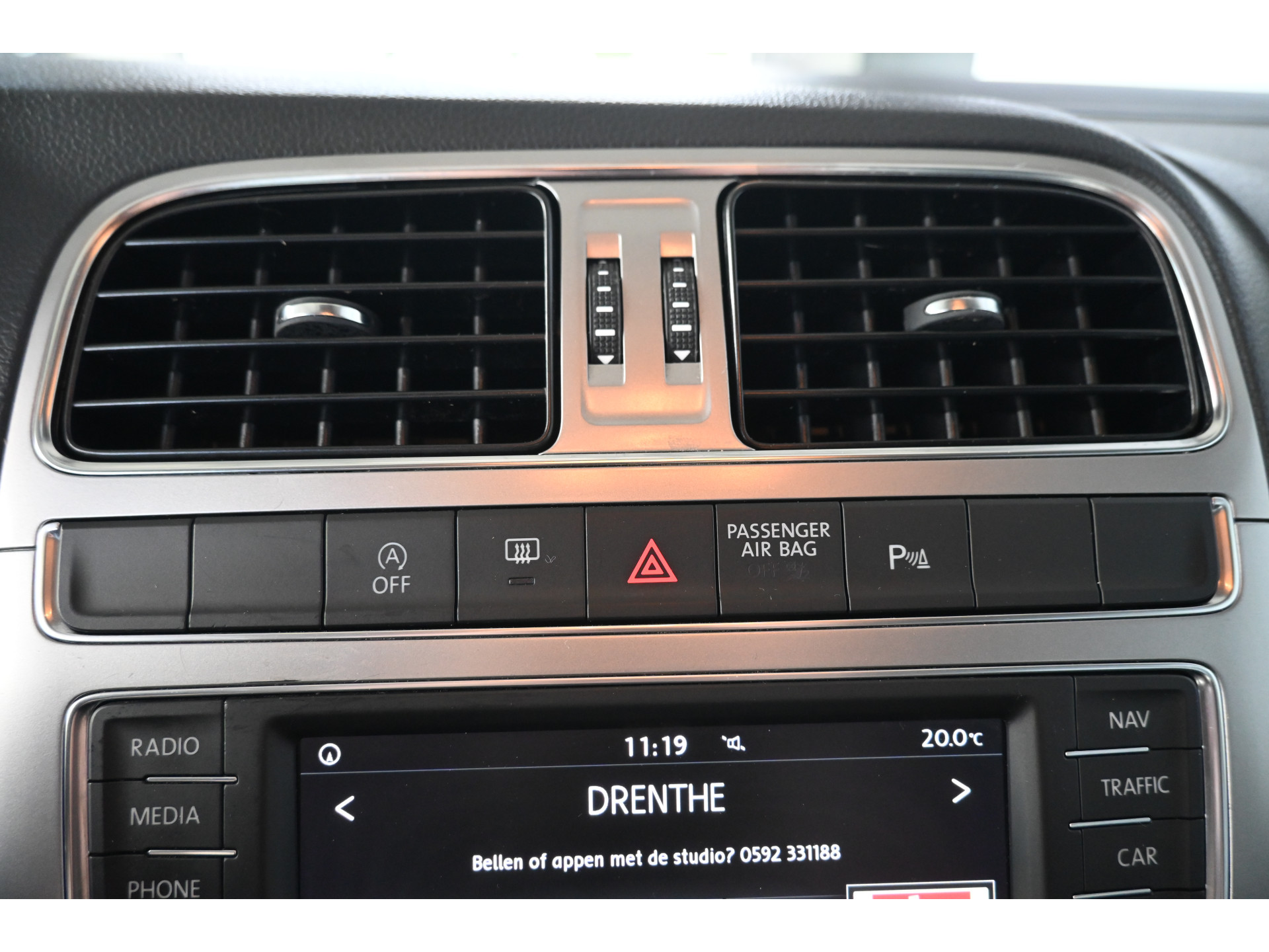 Volkswagen Polo 1.0 BlueMotion Edition Clima Navigatie Cruise Control Goed Onderhouden! Inruil Mogelijk!