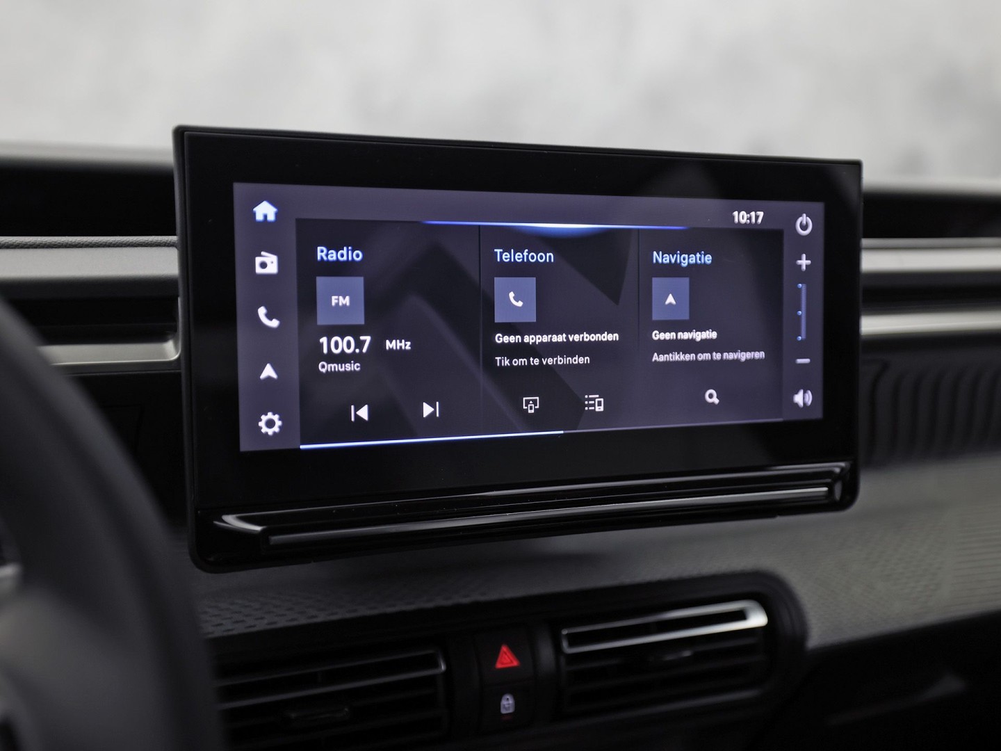 Citroën C3 1.2 Turbo 100pk Max (NIEUW MODEL, APPLE CARPLAY, GROOT NAVI, CAMERA, TREKHAAK, SPORTSTOELEN, GETINT GLAS, CRUISE, LANE ASSIST, NIEUWSTAAT)