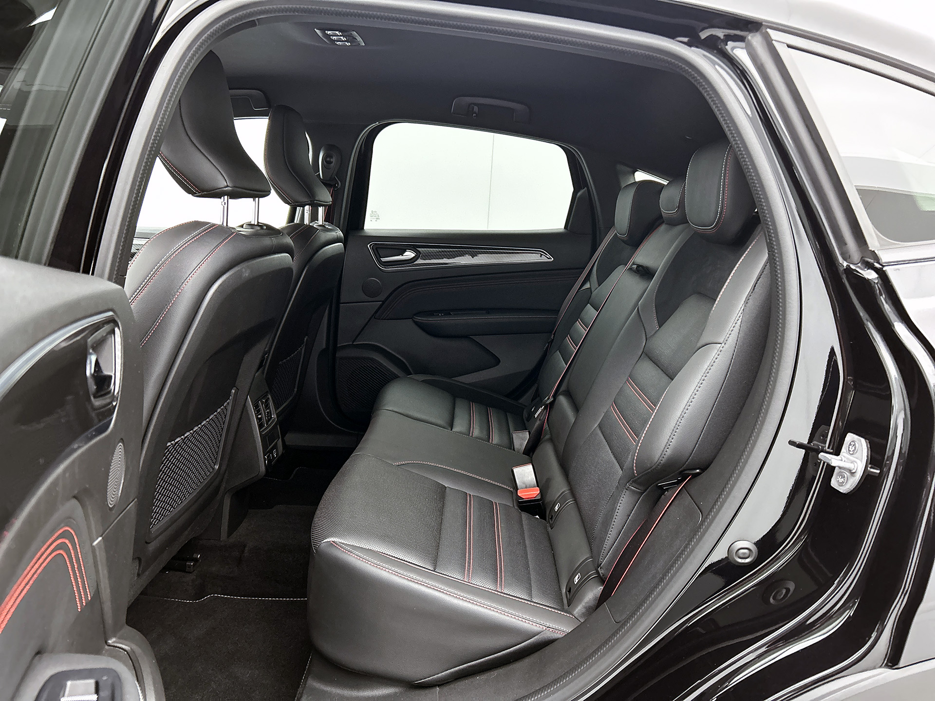 Renault Arkana E-Tech Hybrid 145PK R.S. Line RS Alpine | CAMERA | ADAPTIVE CRUISE | STOELVERWARMING