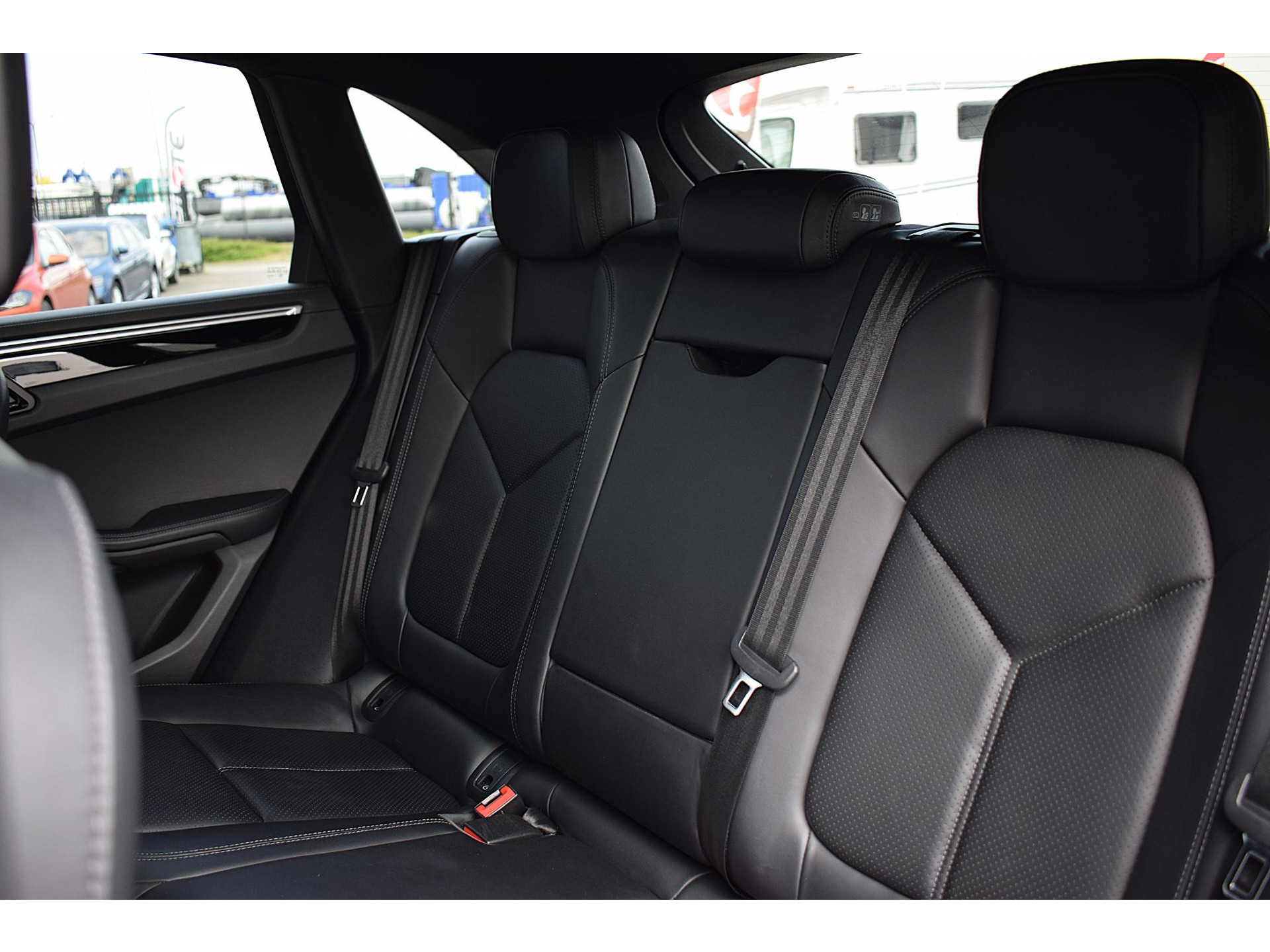 Porsche Macan 3.0 S | Apple CarPlay | NAP | Luchtvering | Pano | Bose | Memory | Leer