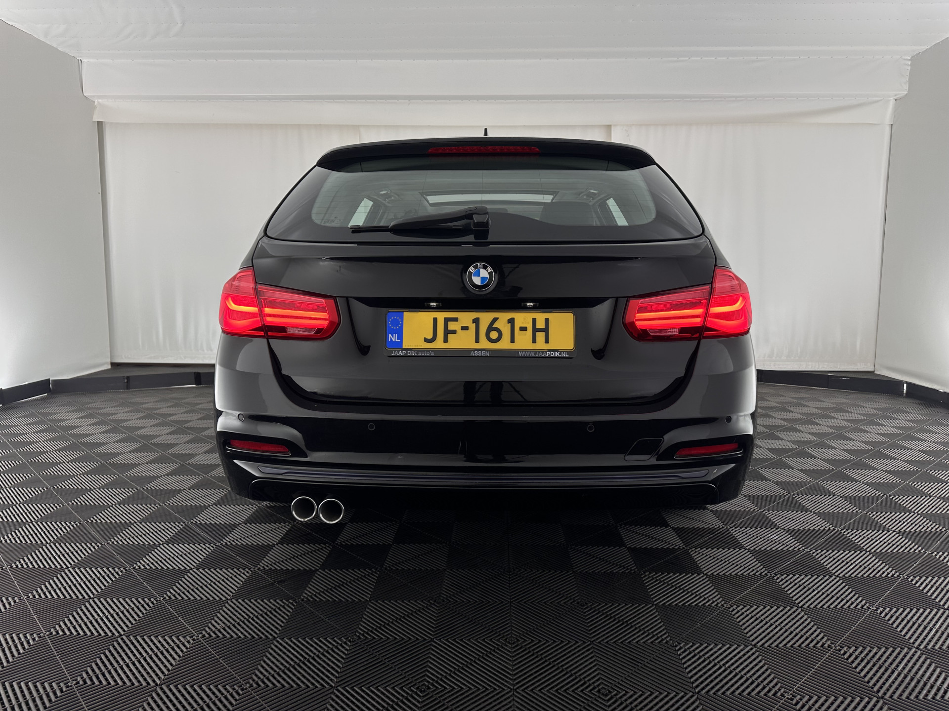 BMW 3-serie Touring 320d EDE Corporate Lease Essential Aut. *PANO | FULL-LEATHER | FULL-LED | NAVI-FULLMAP | HEATED-COMFORTSEATS | HIFI-SOUND | ECC | PDC | CRUISE | 16''ALU*