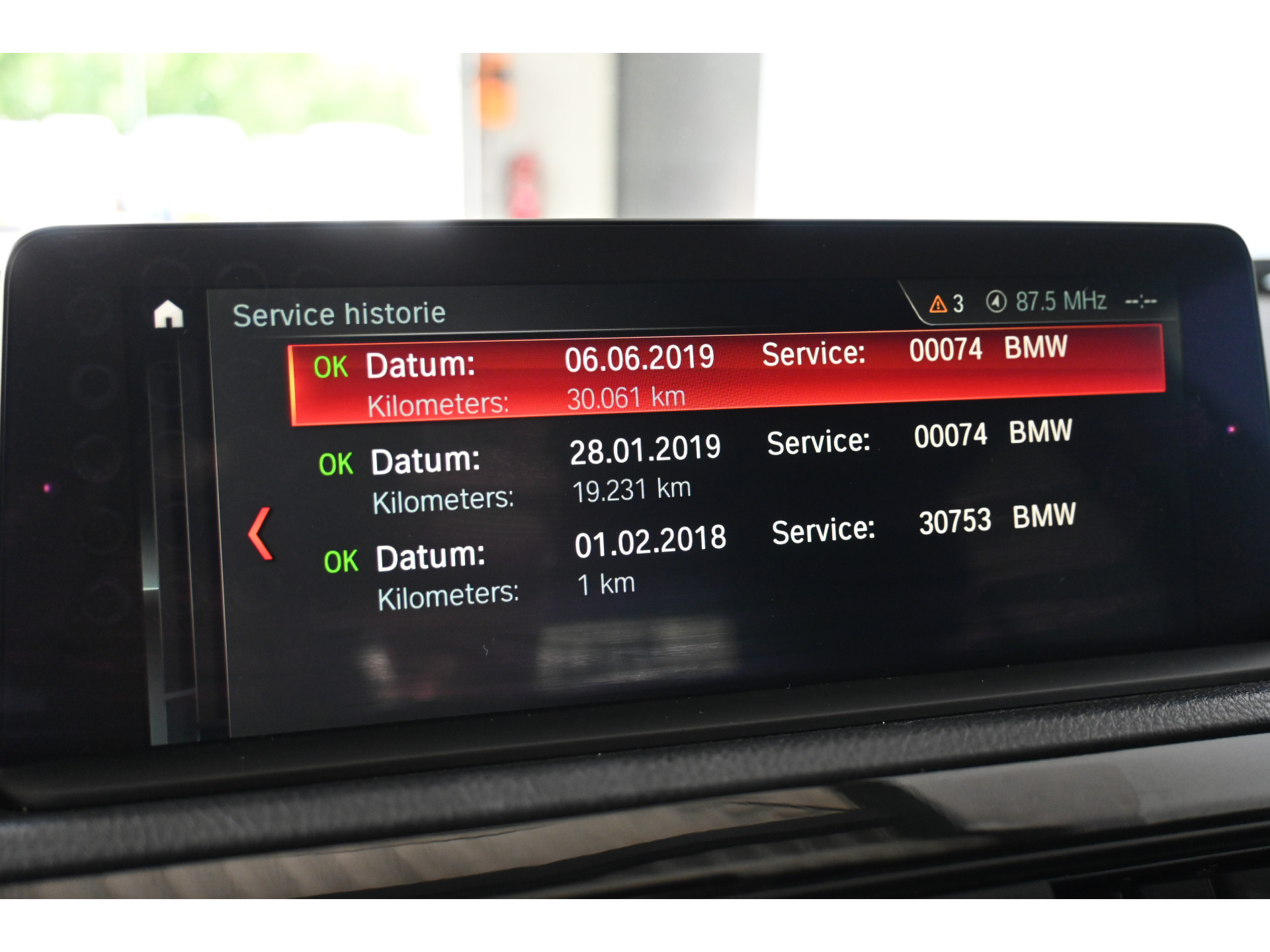 BMW 1-serie 116i Sport Cima Navigatie Pdc Cruise Control LED Stoelverwarming Inruil Mogelijk!