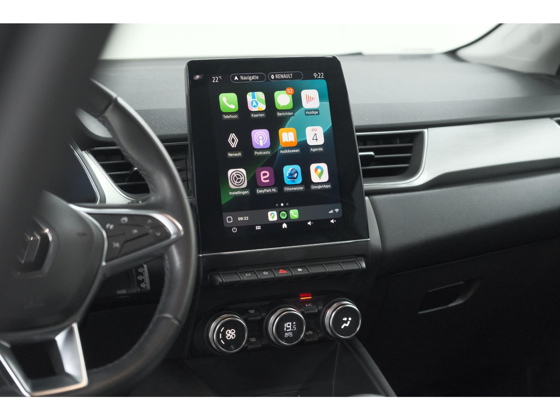 Renault Captur 1.6 E-Tech Plug-in Hybrid 160 Intens | Camera | 9.3 Inch Groot Scherm | Apple Carplay | Parkeersensoren