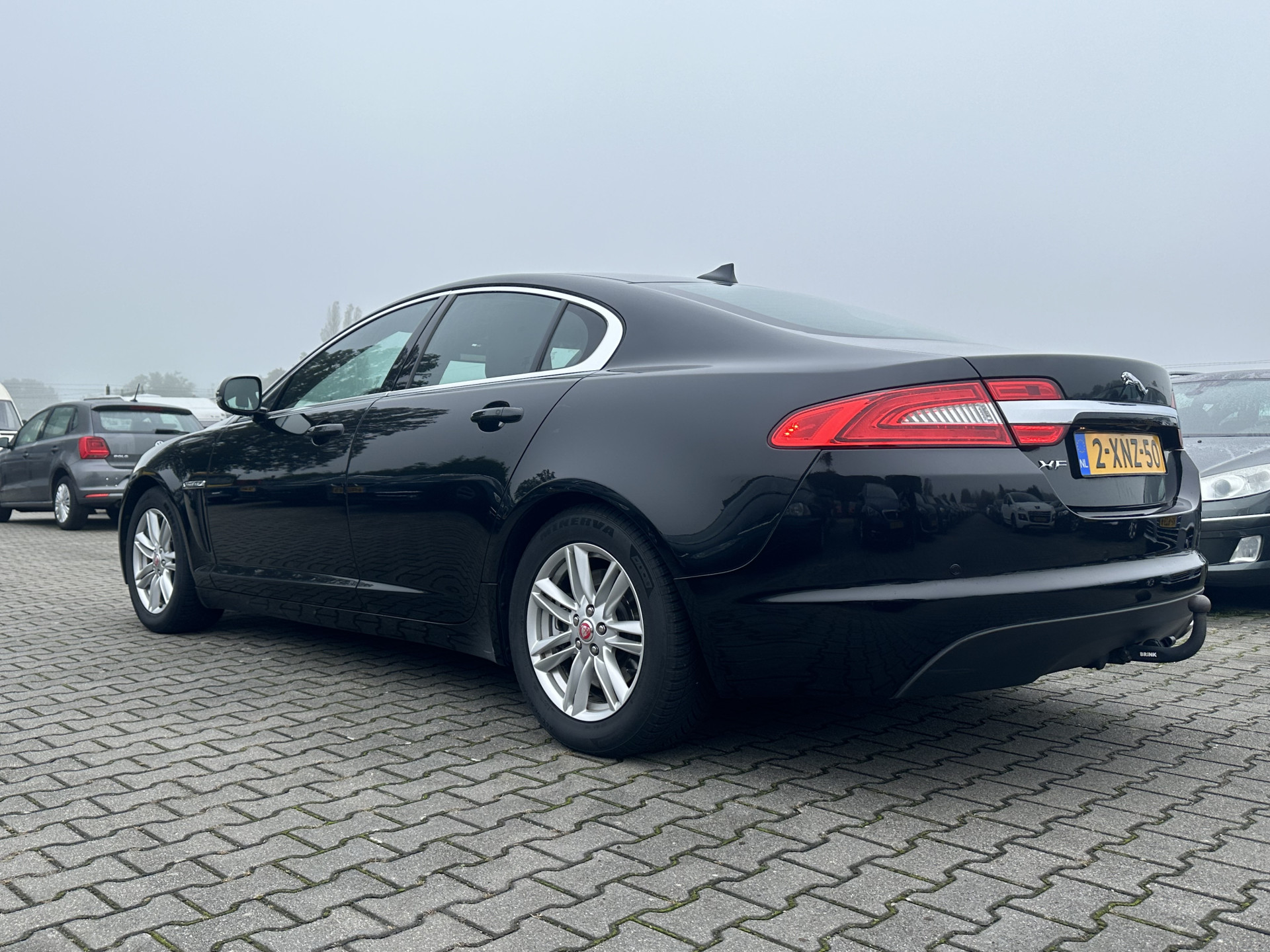 Jaguar XF 2.2D Aut. *LEATHER  | BI-XENON | NAVI-FULLMAP | CAMERA | ECC | PDC | CRUISE | HEATED-COMFORT-SEATS | KEYLESS | SHIFT-PADDLES | TOWBAR | 17"ALU*