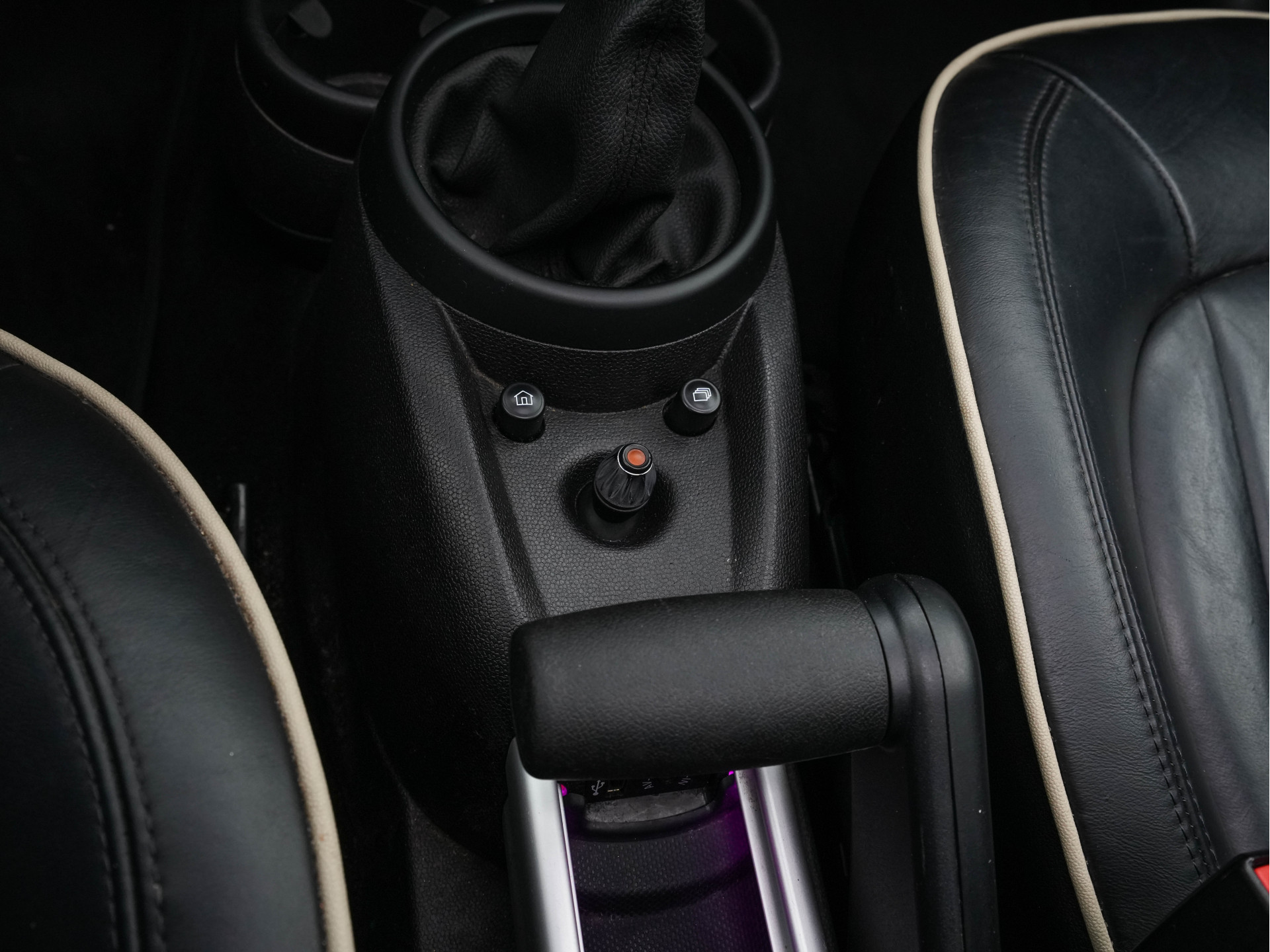 MINI Mini Countryman 2.0 Cooper SD ALL4 Pepper *PANO | LEATHER | BI-XENON | NAVI-FULLMAP | HEATED-COMFORTSEATS | ECC | HEATED-SEATS | PDC | CRUISE | TOWBAR | 17''ALU*