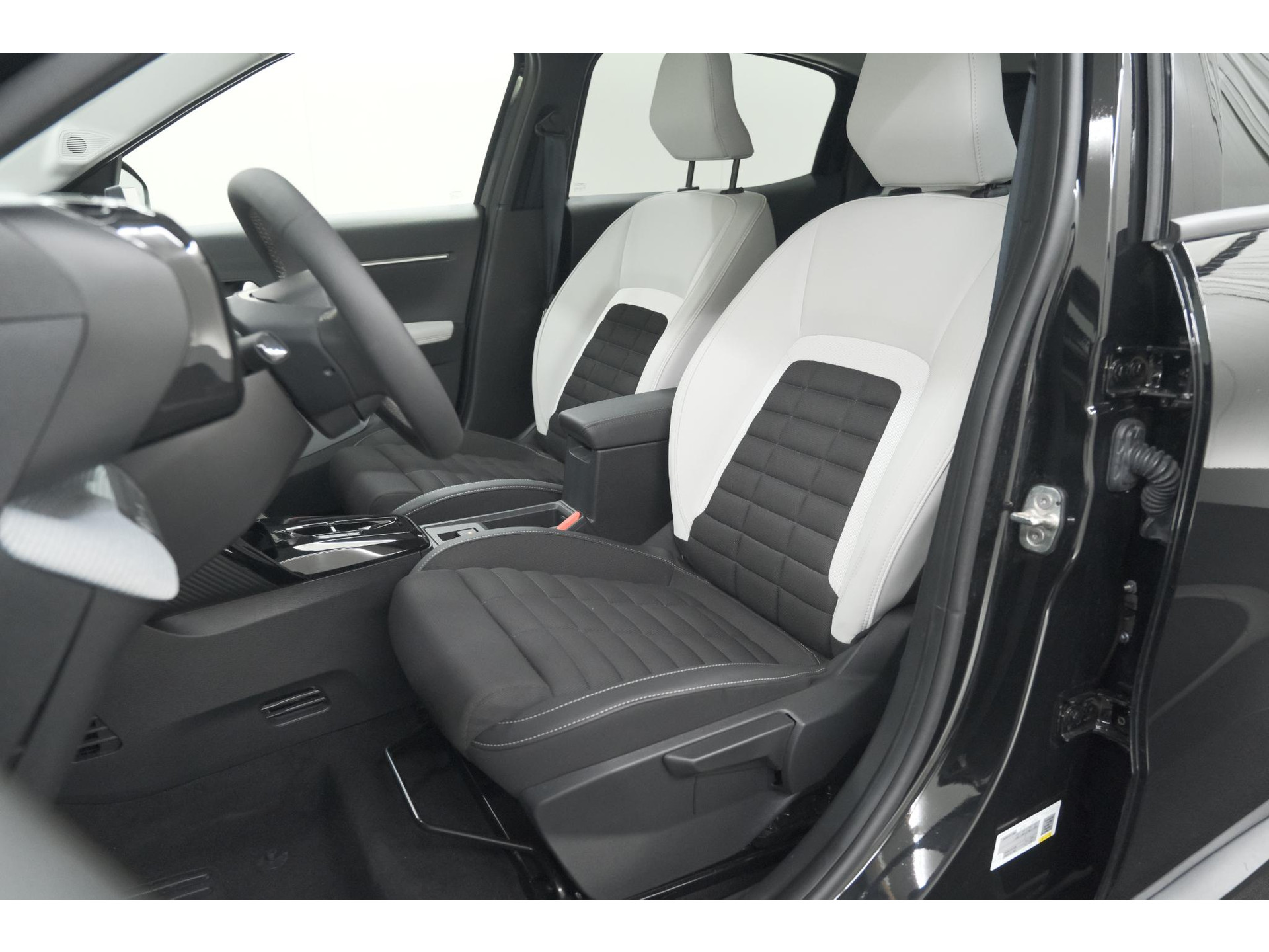 Citroen C3 Aircross 1.2 Hybrid 145pk Max | Camera | Dodehoekdetectie | Navigatie