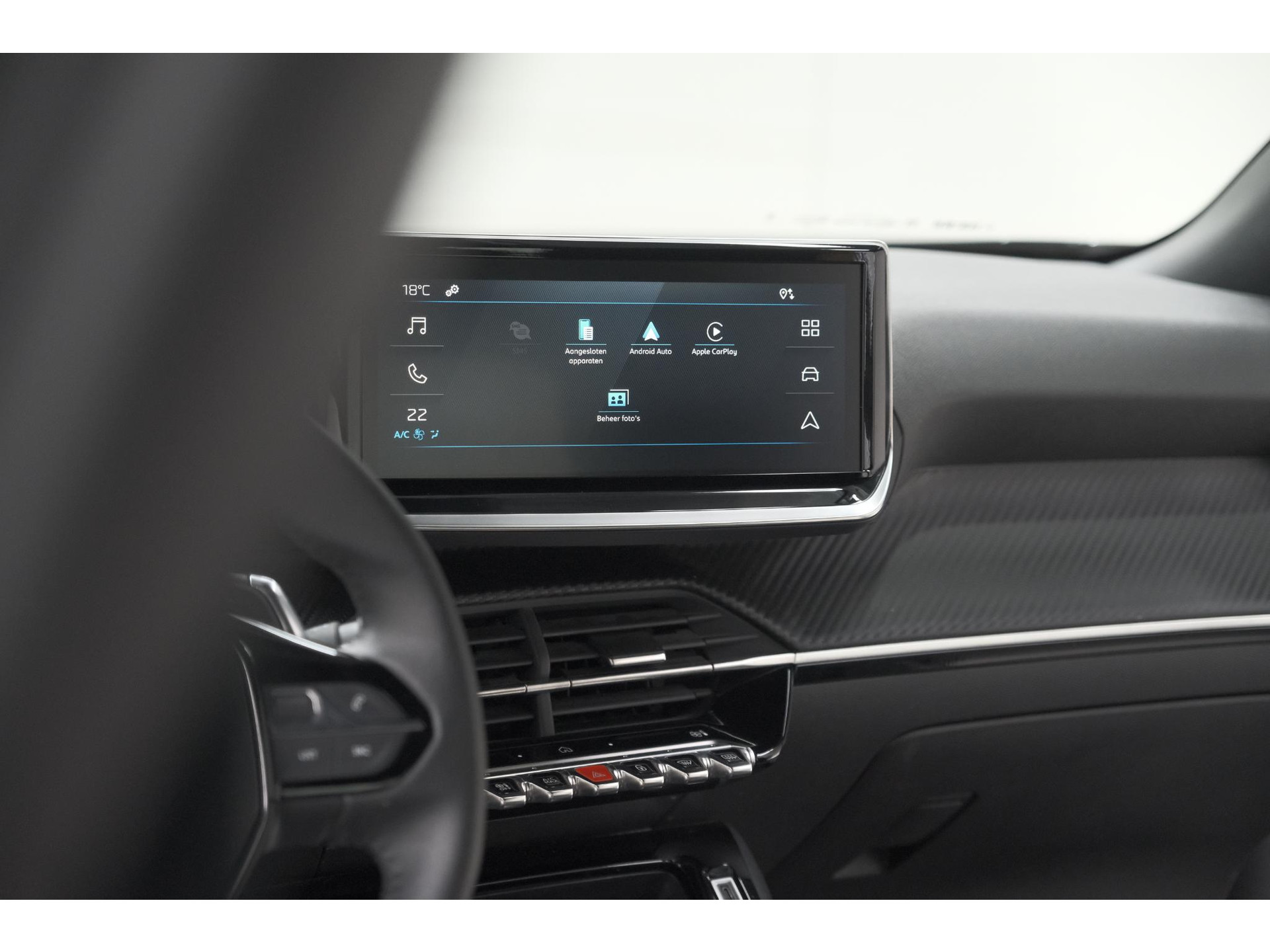 Peugeot 2008 1.2 Hybrid 136 Style | Apple Carplay | Parkeersensoren | Climate control