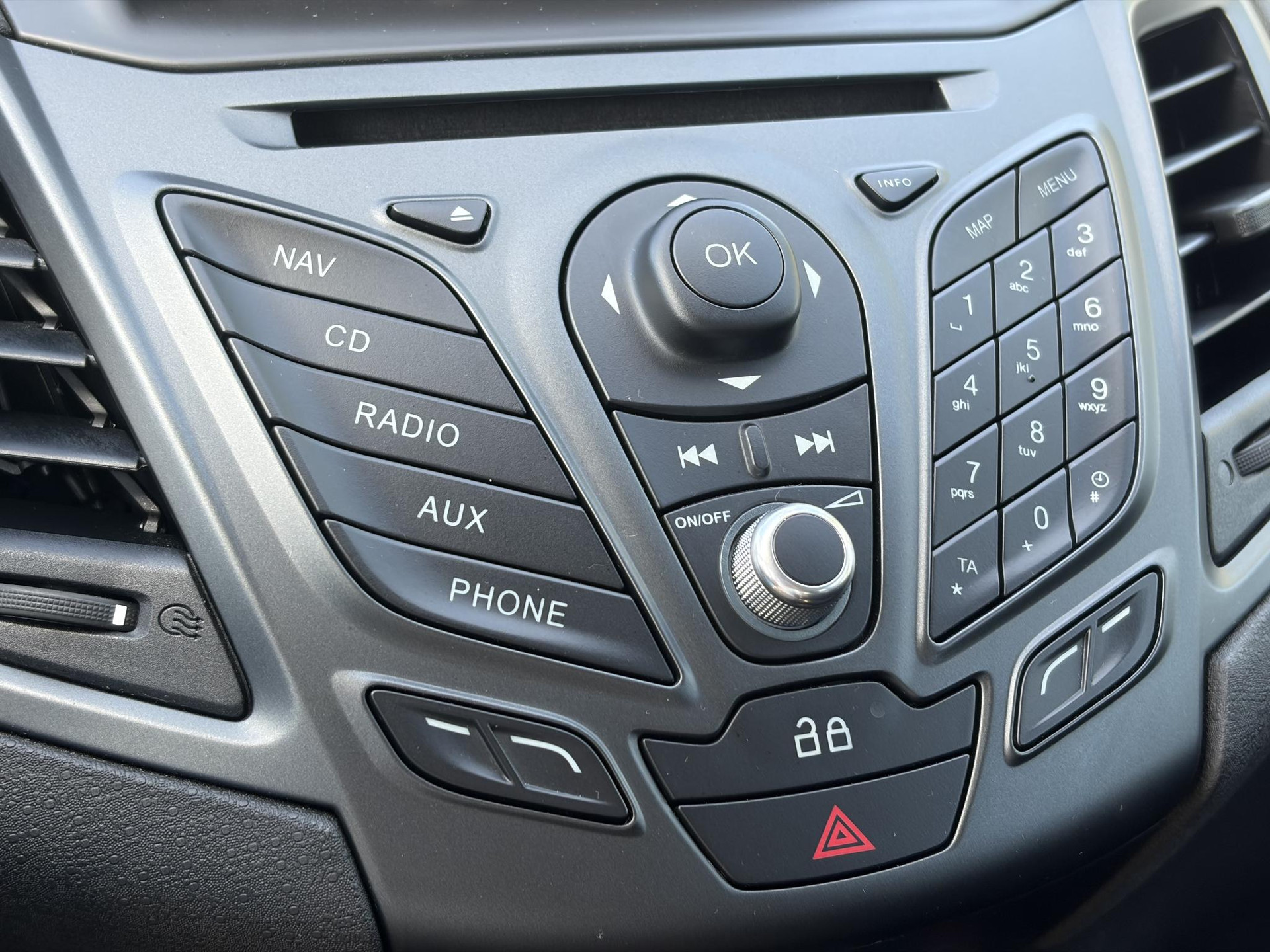 Ford Fiesta 1.0 Style Navi,Airco,5 Deurs,N.A.P,Zeer Zuinig,Apk tot 11-2026