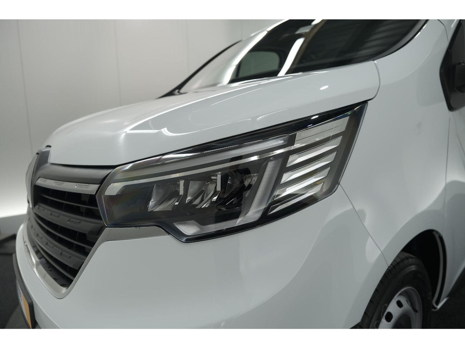 Renault Trafic 2.0 Blue dCi 130 T29 L2H1 Advance DC | 6 Zitplaatsen | Camera | Apple Carplay | Navigatie