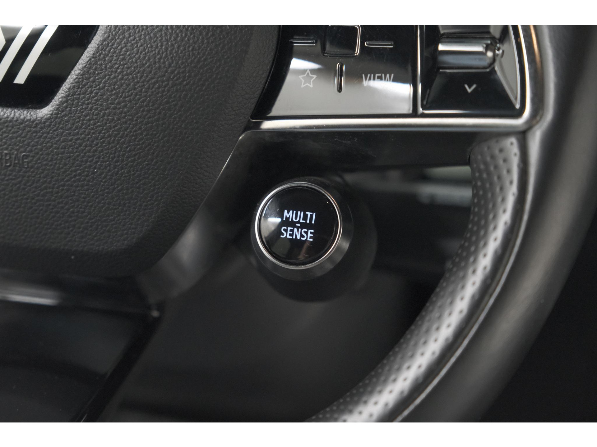 Renault Megane E-Tech EV60 220 Charge Techno | Adaptieve Cruise Control | Winterpakket | Dodehoekdetectie | Harman Kardon