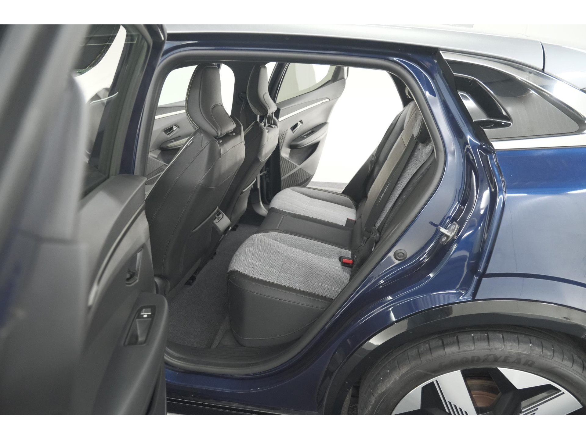 Renault Megane E-Tech EV60 Optimum Charge Techno | Pack Winter | Camera | Adaptieve Cruise Control | Dodehoekdetectie