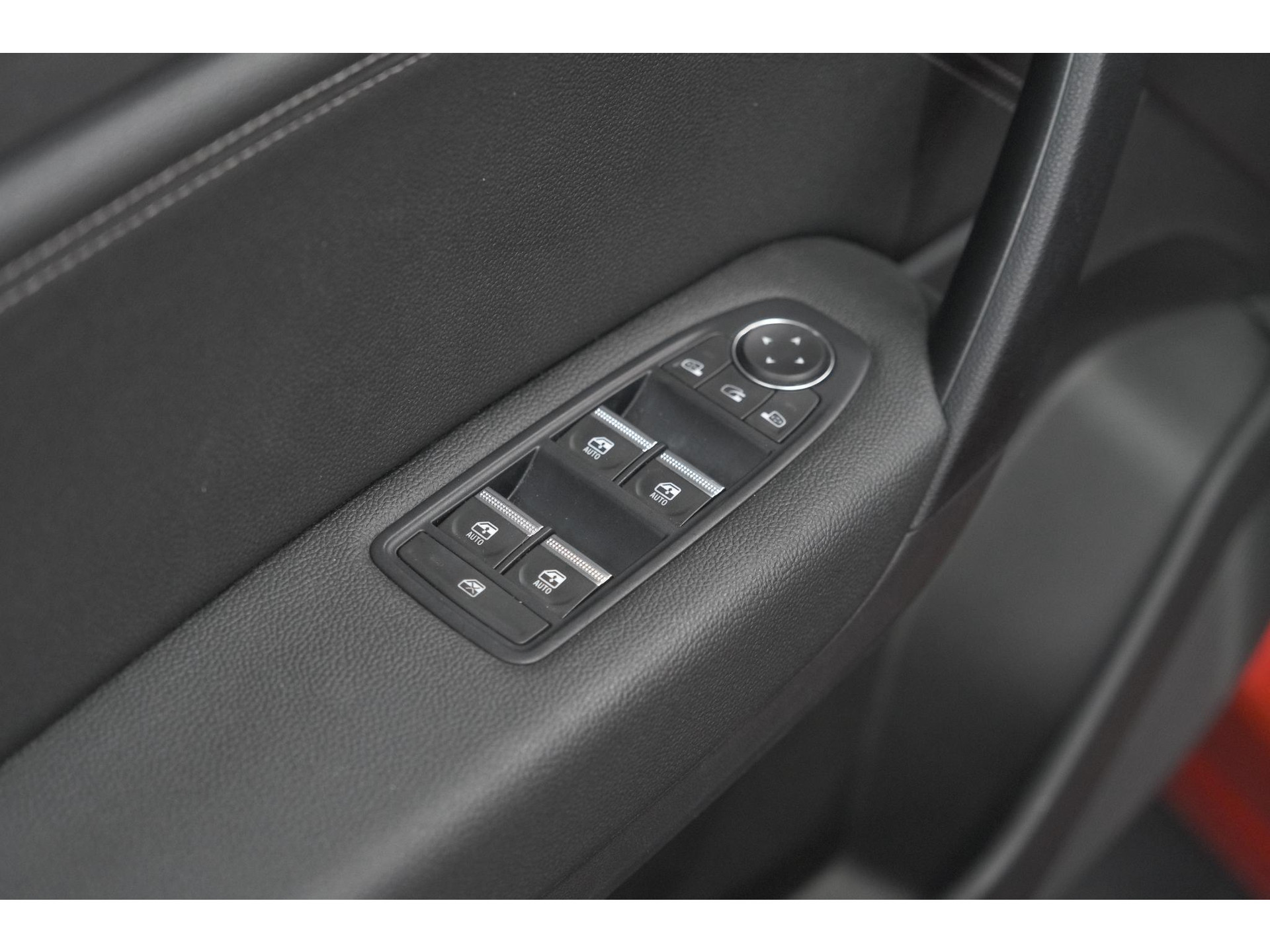 Renault Captur 1.6 E-Tech full hybrid 145 techno | Navigatie | Camera | Apple Carplay | 9.3 Inch Grootscherm