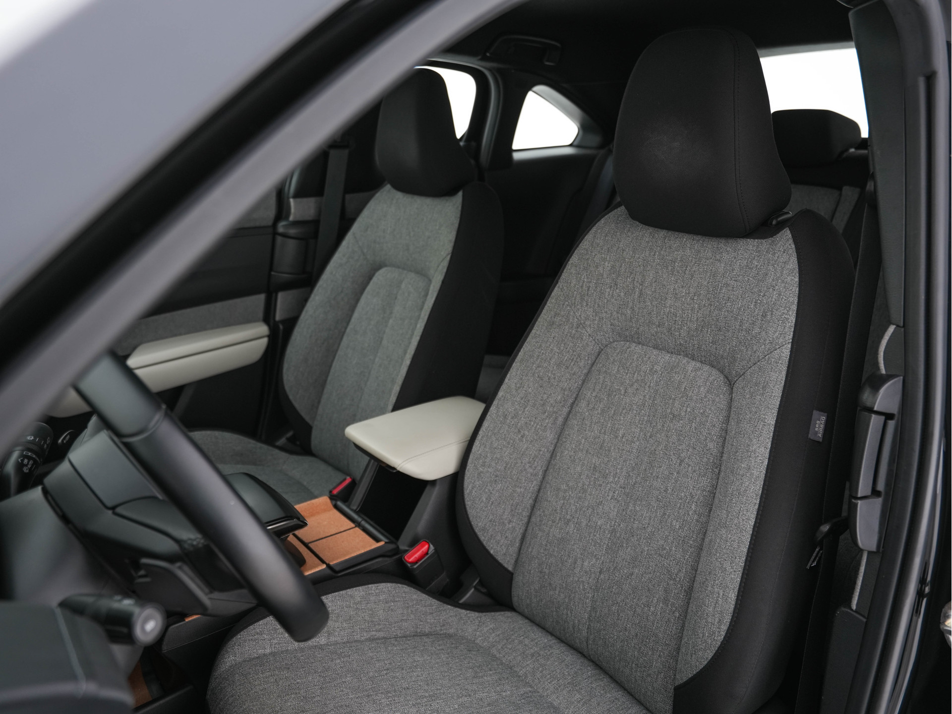 Mazda MX-30 e-SkyActiv 145 Comfort 36 kWh {SOH-94%} (INCL-BTW) *NAVI-FULLMAP | ADAPTIVE-CRUISE | BLIND-SPOT | FULL-LED | KEYLESS | CAMERA | DAB+ | HEAD-UP | DIGI-COCKPIT | COMFORT-SEATS | CCS-FASTLOADER | 18''ALU*